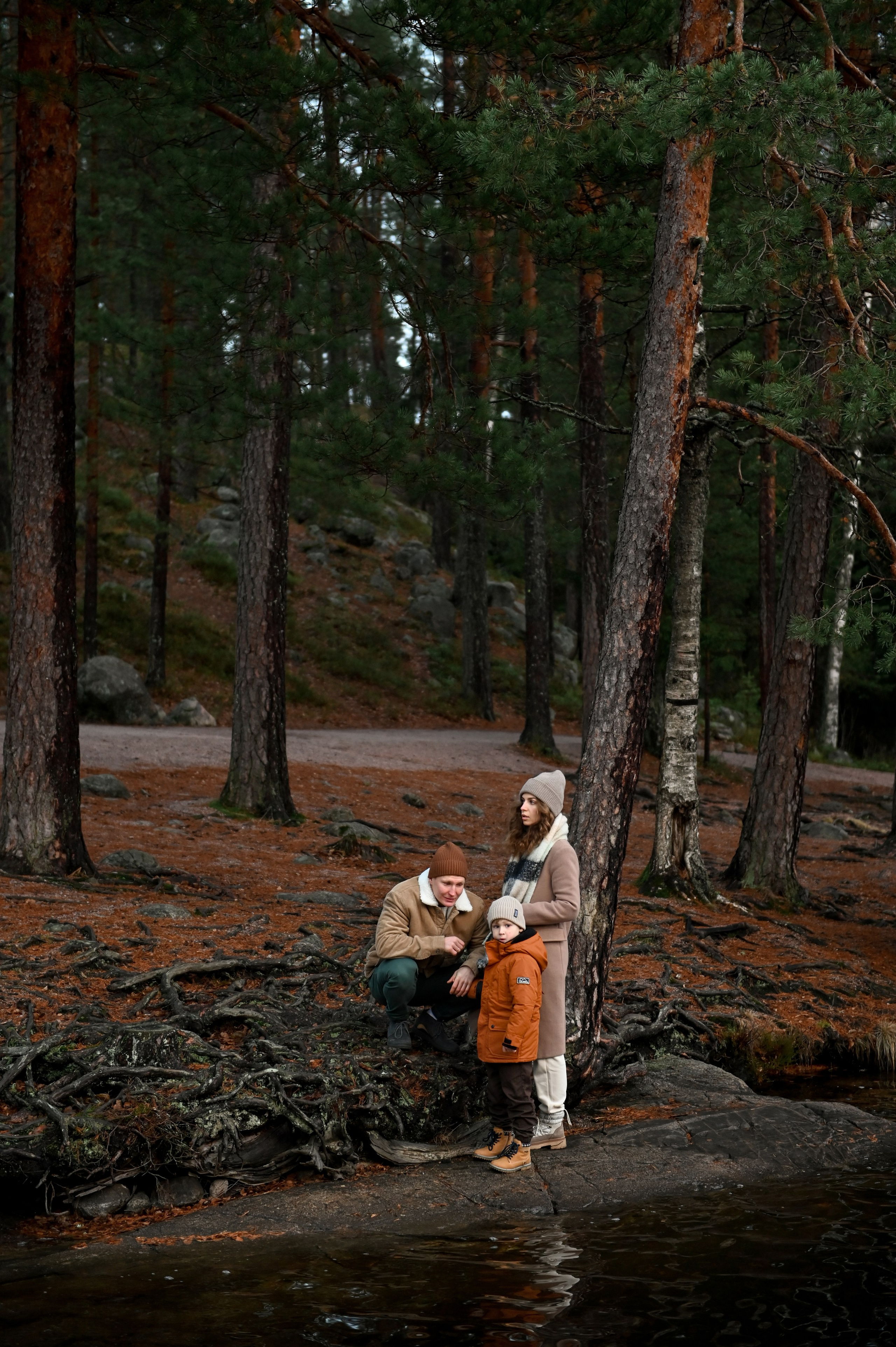 Пикник у озера. Детский и семейный фотограф в финляндии дина пулкка. контент фотограф