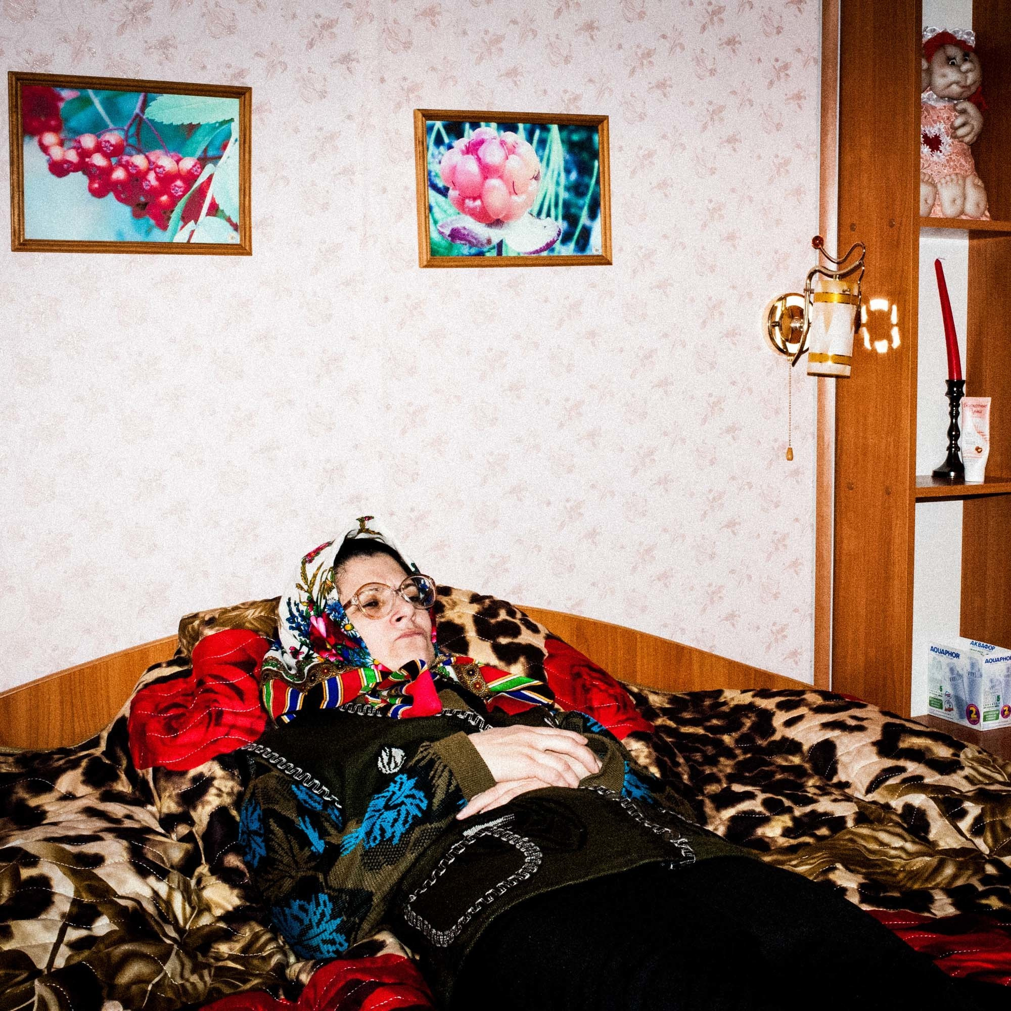 Nowhere and everywhere: photos and interactive story (2019). Audiovisual artist Marina Noskova