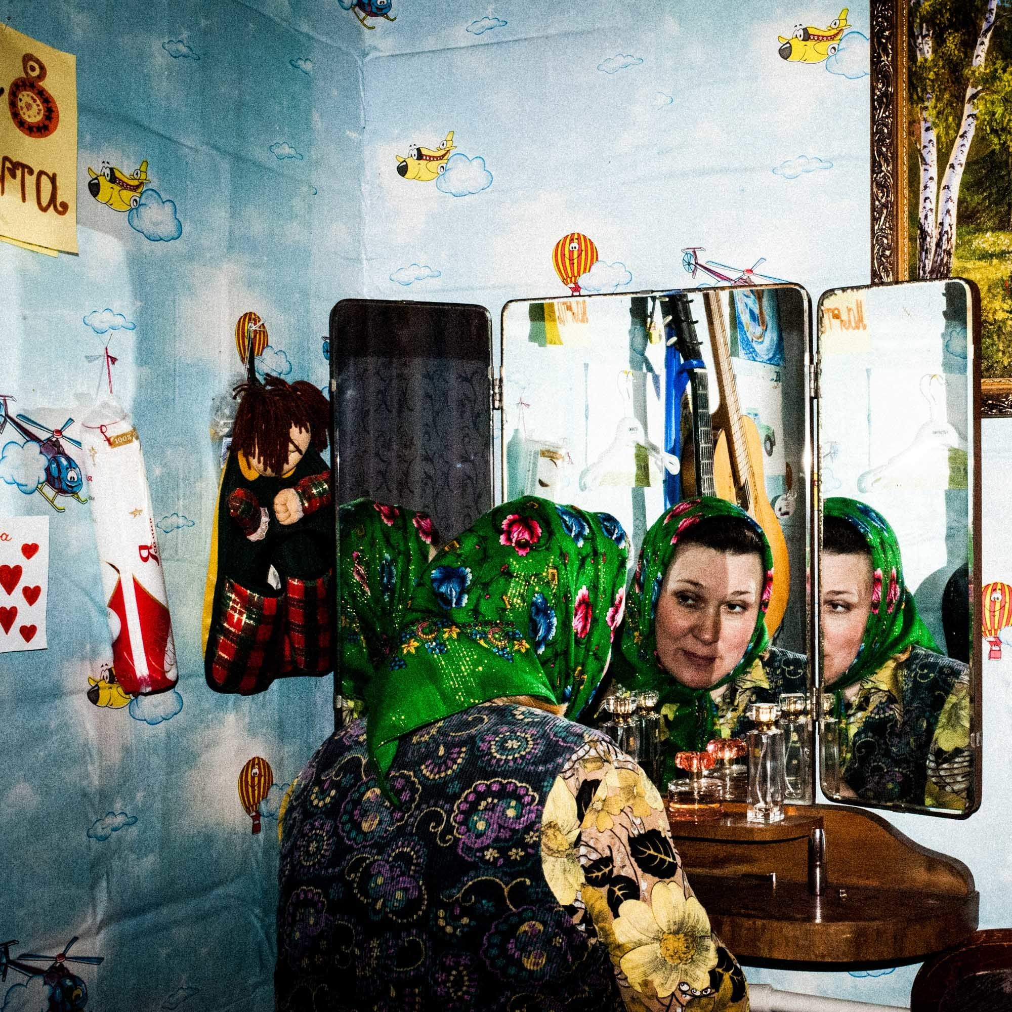 Nowhere and everywhere: photos and interactive story (2019). Audiovisual artist Marina Noskova