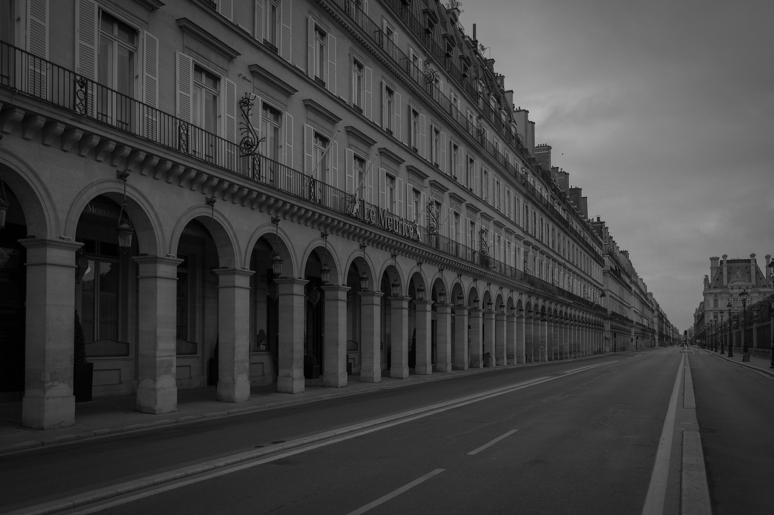 PARIS. Photographe Karen Tatevosian