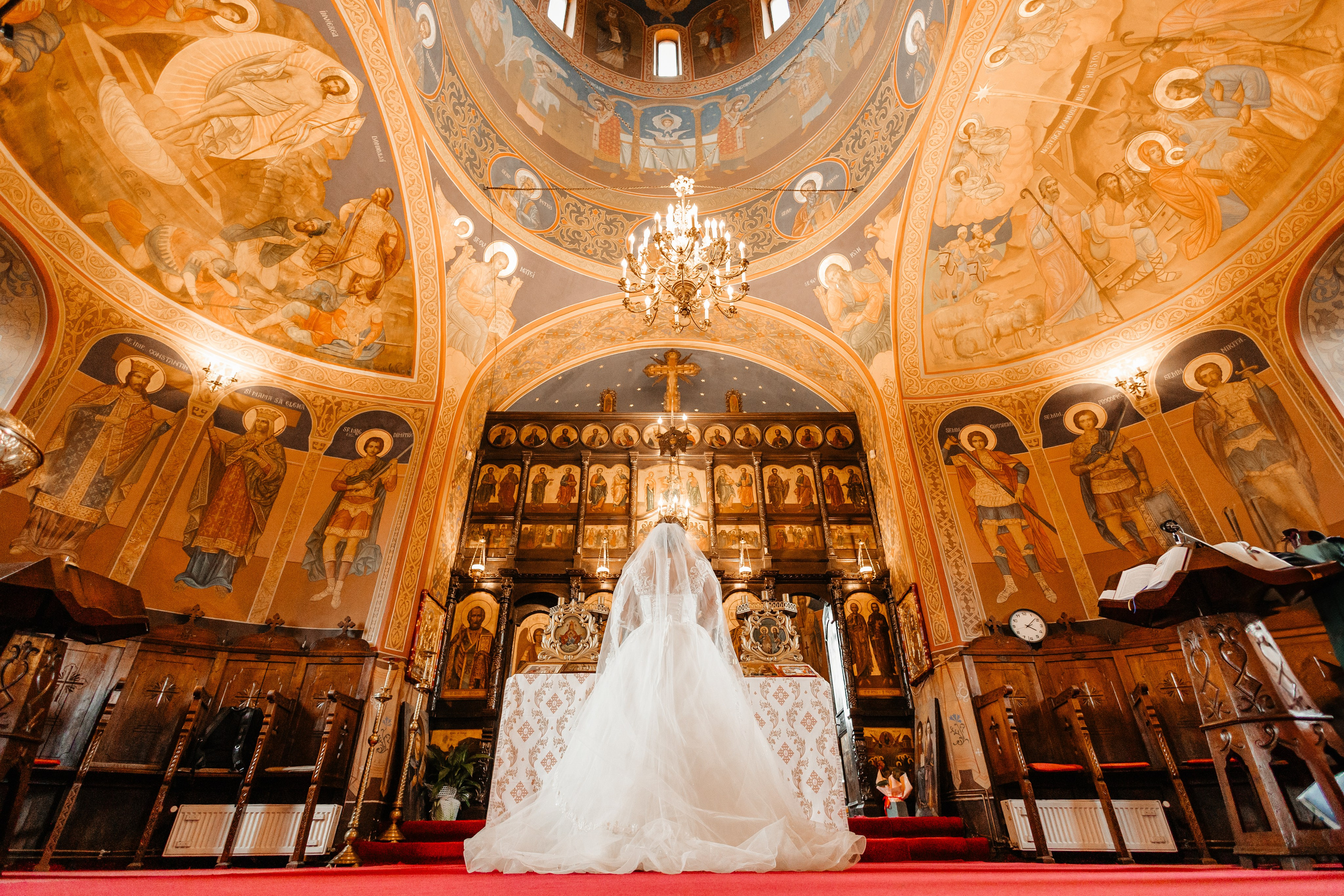 V&F. George Laslău Fotograf