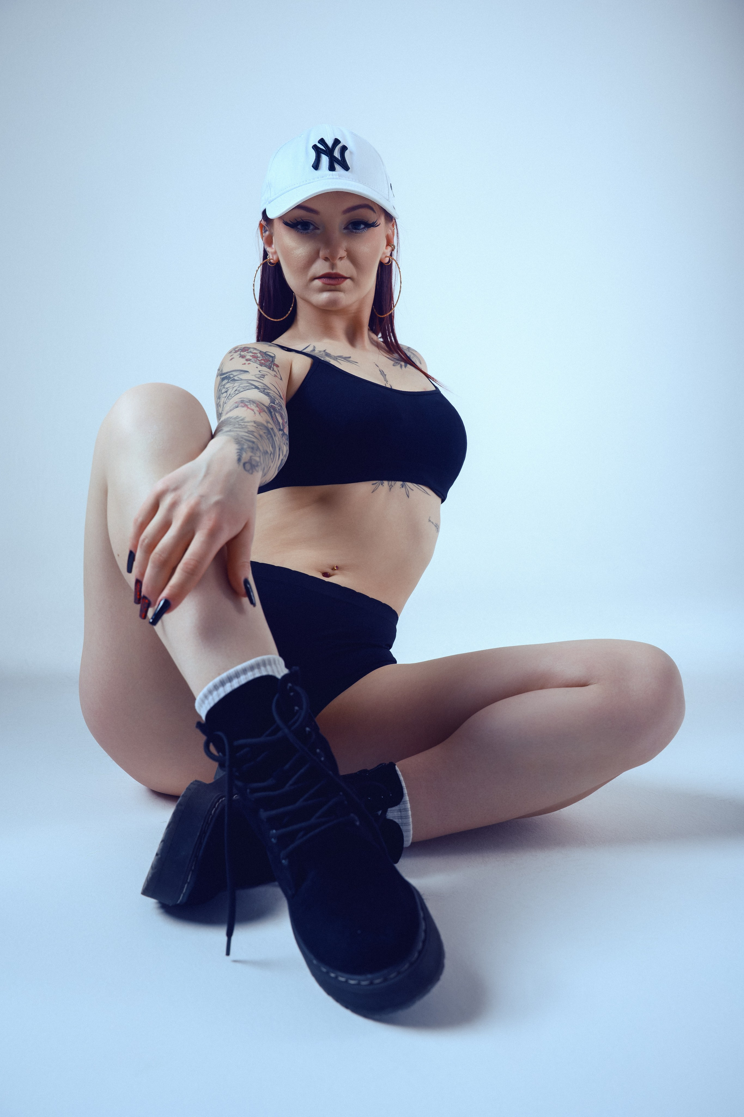 Konrad Fulara Fotografia kobieca i sensualna. Wrocław, Oleśnica i okolice. Sesje kobiece i sensualne - Konrad Fulara Fotografia