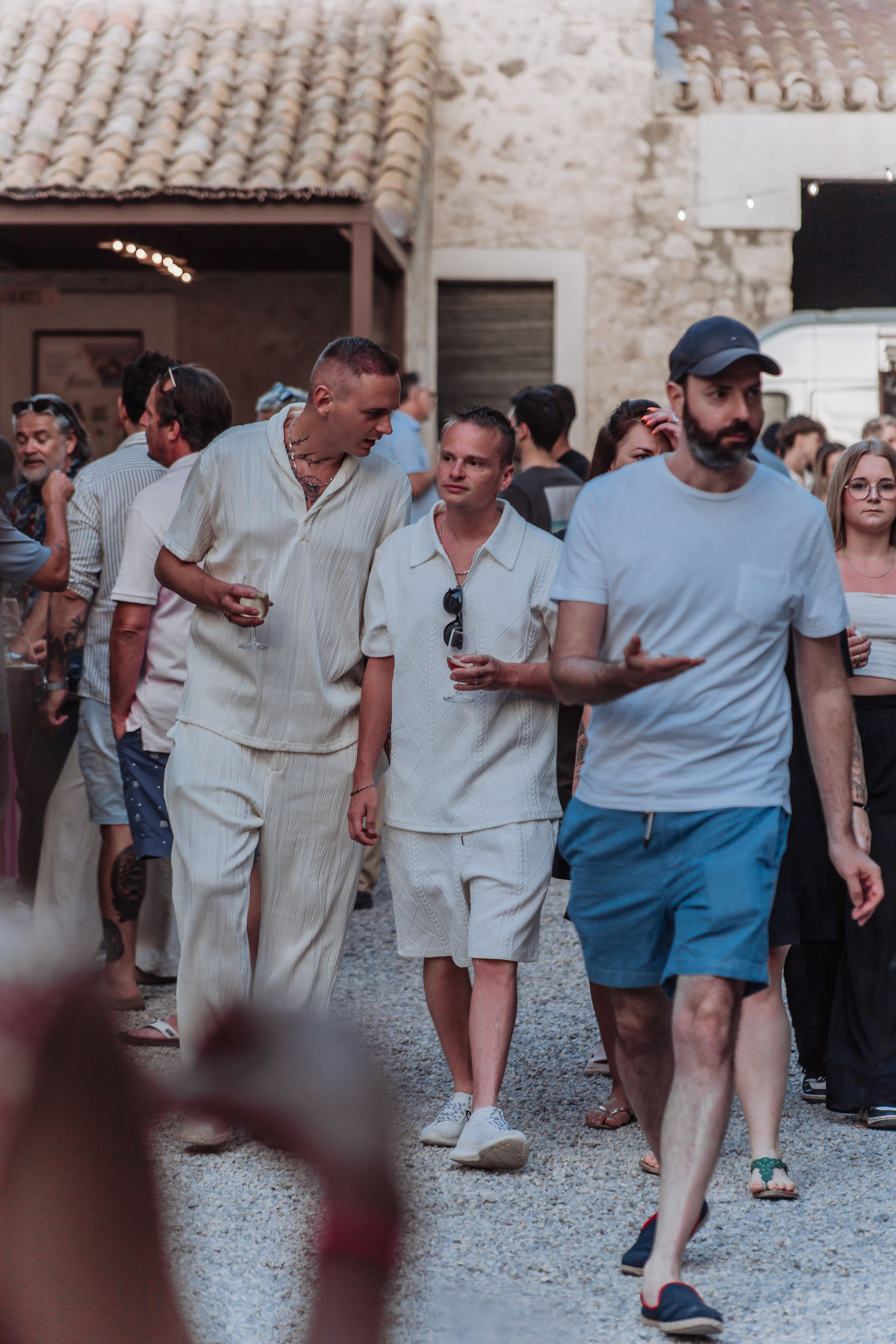 Reportage de fête au Château Prat de Cest. Professional Photographer in France | Poitiers, Tours & Châtellerault | Portrait, Family, Corporate & Wedding Photography