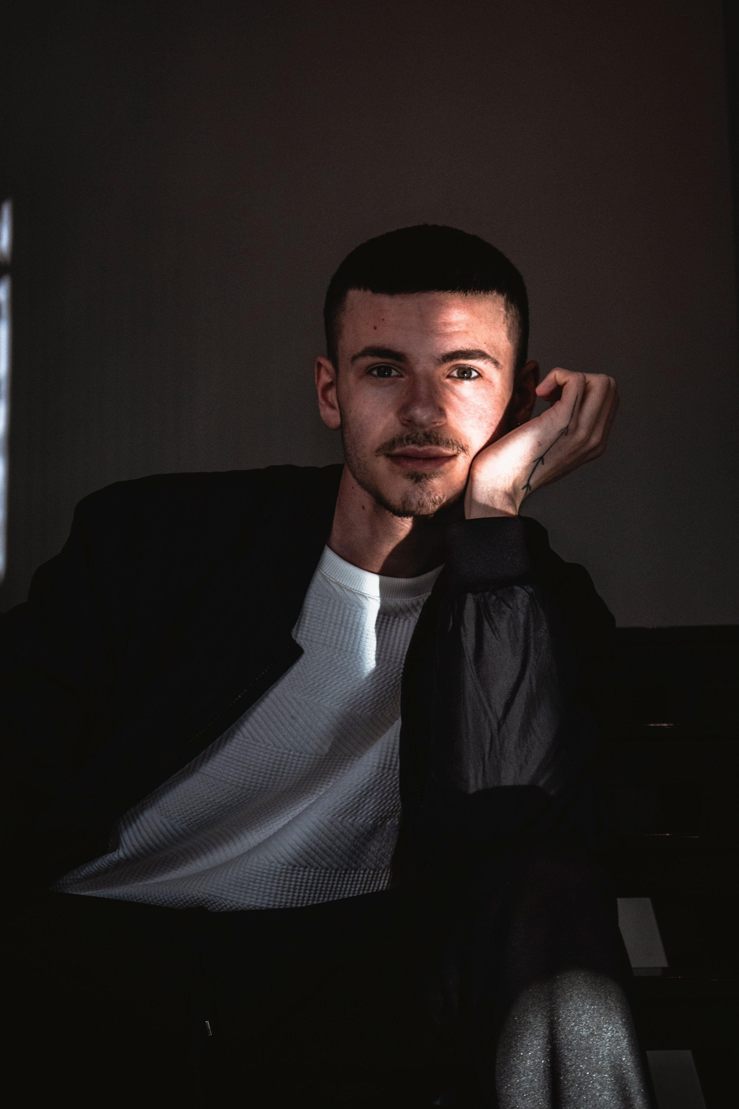 Stas #02. Дизайнер и Фотограф в Кишинёве Бусуйок Станислав