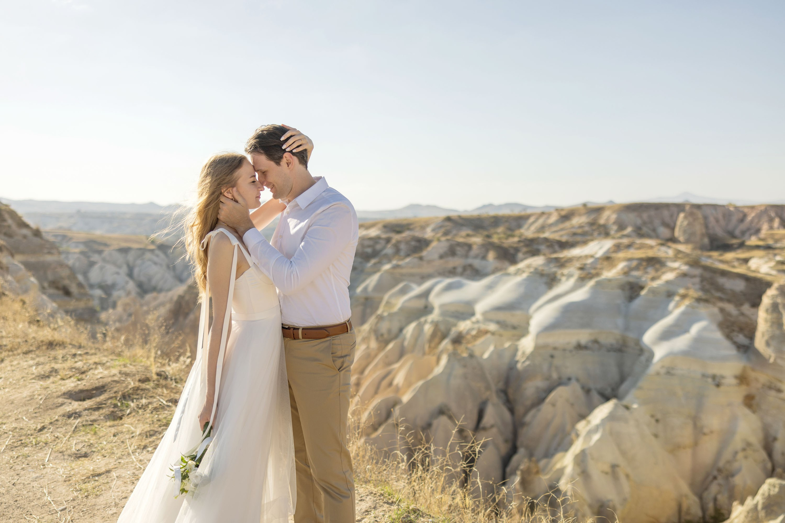 Wedding photo shoot in cappadocia. Julia Ganch I Fashion Wedding Photography I Cappadocia Turkey