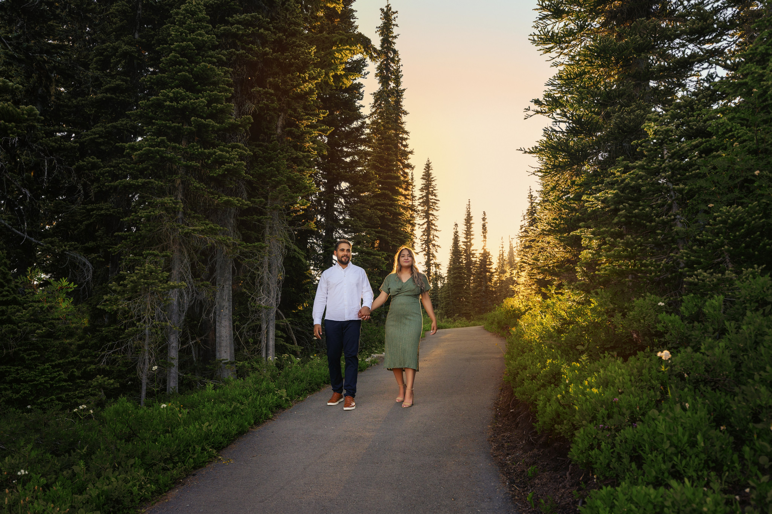 Aracely & Luis. Wedding & family photography in Seattle area. Helen Michelle photographer