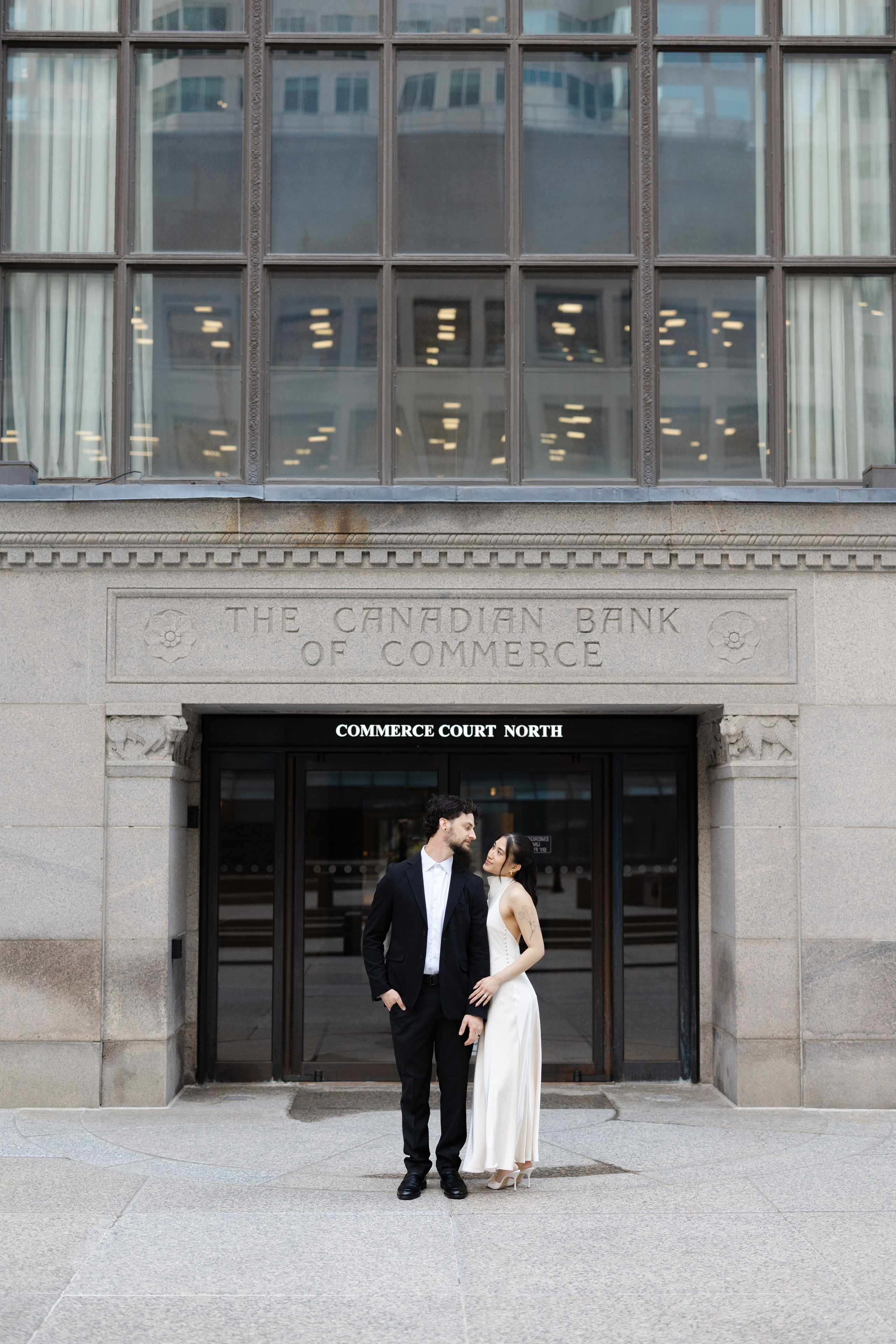 Engagement Session — Downtown Toronto. Anna Leb Photo
