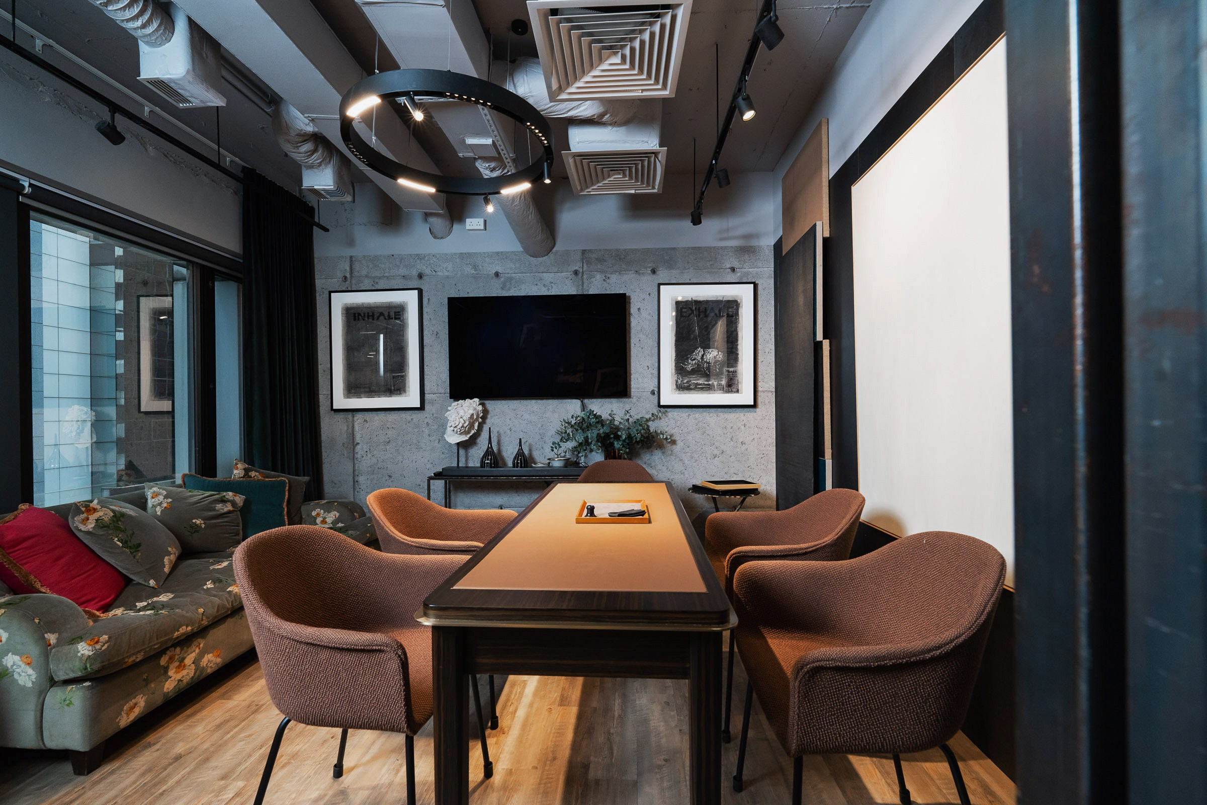 WATCHBOX. ФОТОГРАФ В ГОНКОНГЕ (СВАДЬБЫ, FASHION, СЕМЕЙНЫЕ, МЕРОПРИЯТИЯ, ФОТОПРОГУЛКИ)