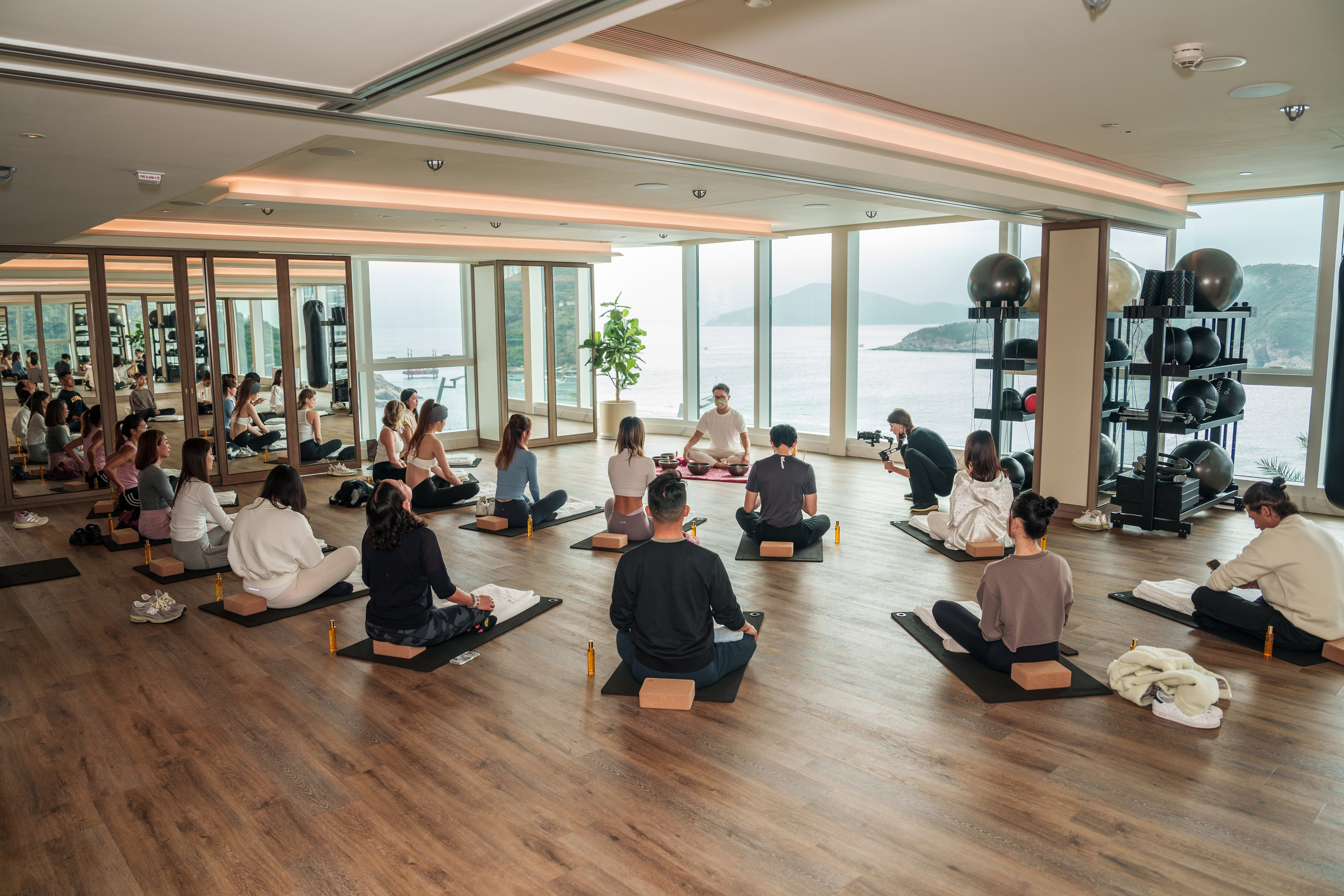 HASHTAG LEGEND | THE FULLERTON HONG KONG. ФОТОГРАФ В ГОНКОНГЕ (СВАДЬБЫ, FASHION, СЕМЕЙНЫЕ, МЕРОПРИЯТИЯ, ФОТОПРОГУЛКИ)