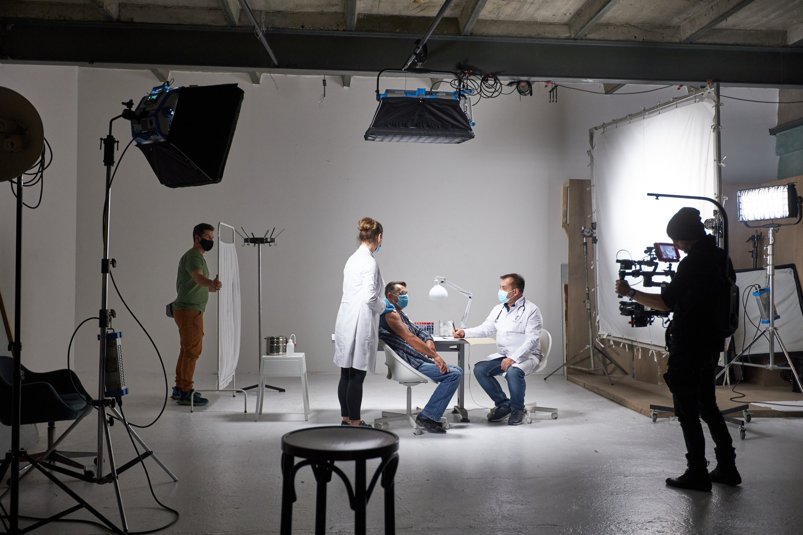 Studio Photogenic. Commercial and studio photographer in Belgrade