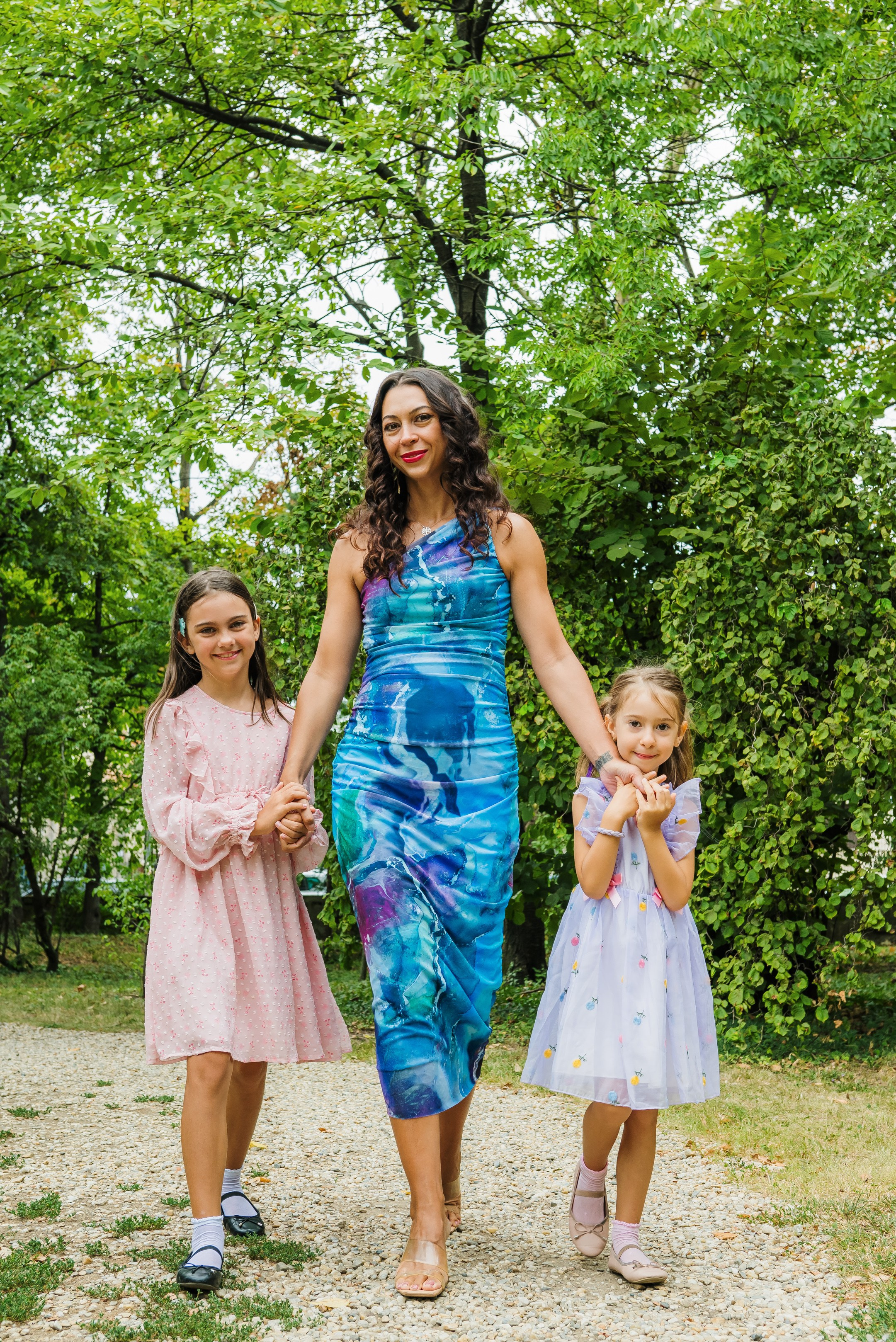 Sedinte foto in natura. Daria Kids Photo by Alexandra Tomoiu | Fotograf familie si evenimente | Militari Residence, Bucuresti
