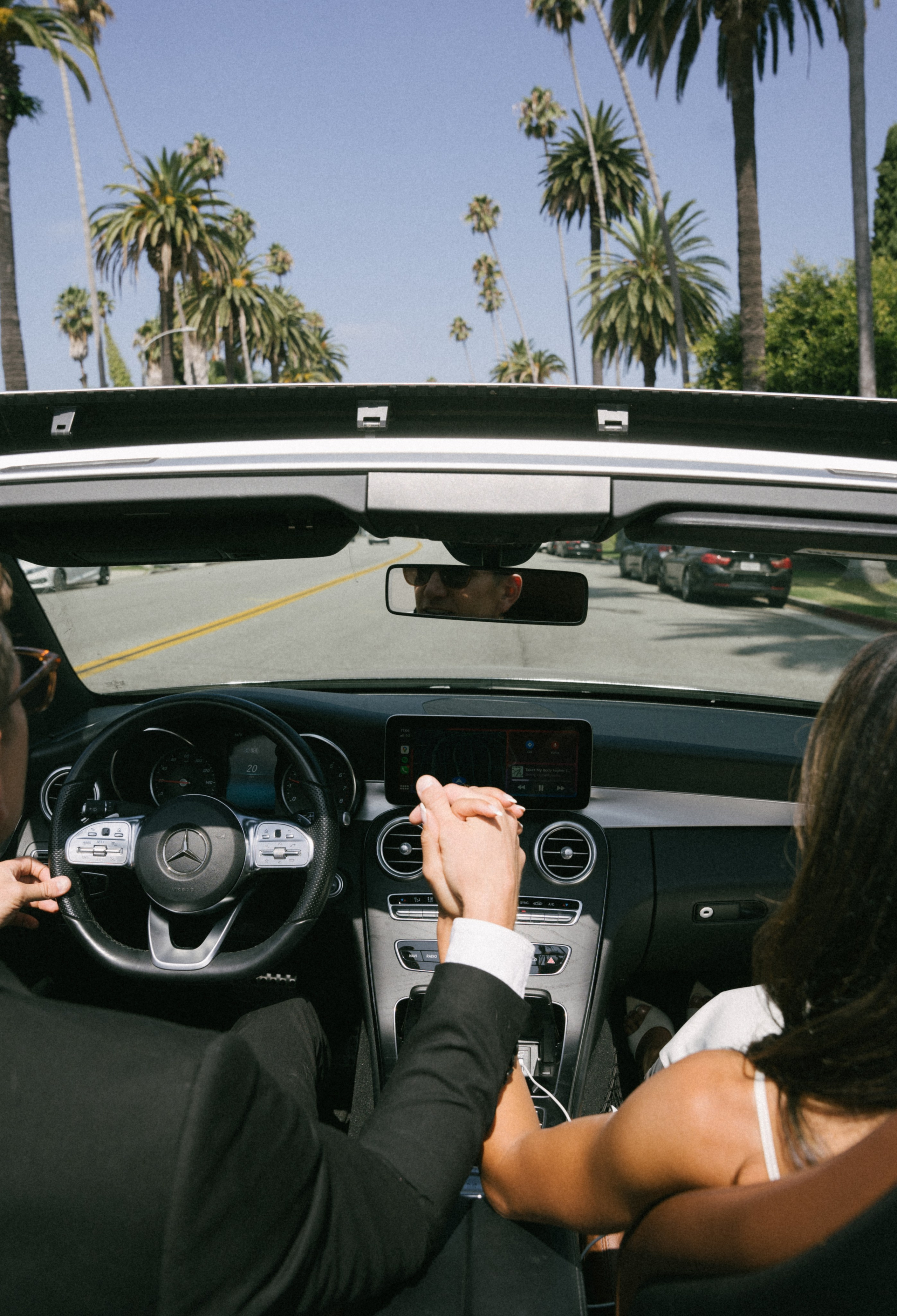 Beverly Hills Courthouse Wedding. Beverly Hill Elopement. Small Wedding in Beverly Hills. Civil Wedding  Civil Wedding in Beverly Hills. Elopement in Beverly Hills