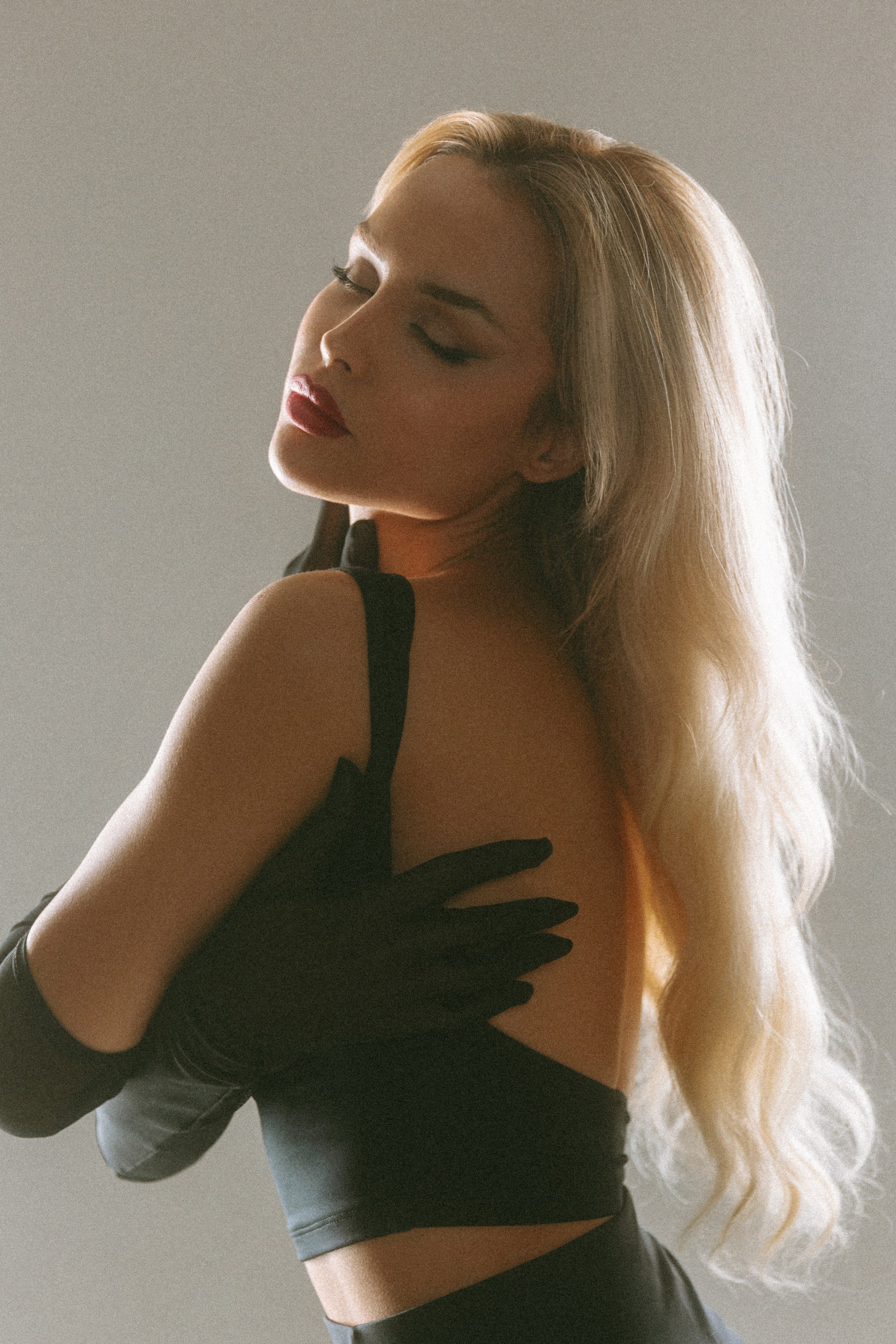 STUDIO. Photographer Marion Key