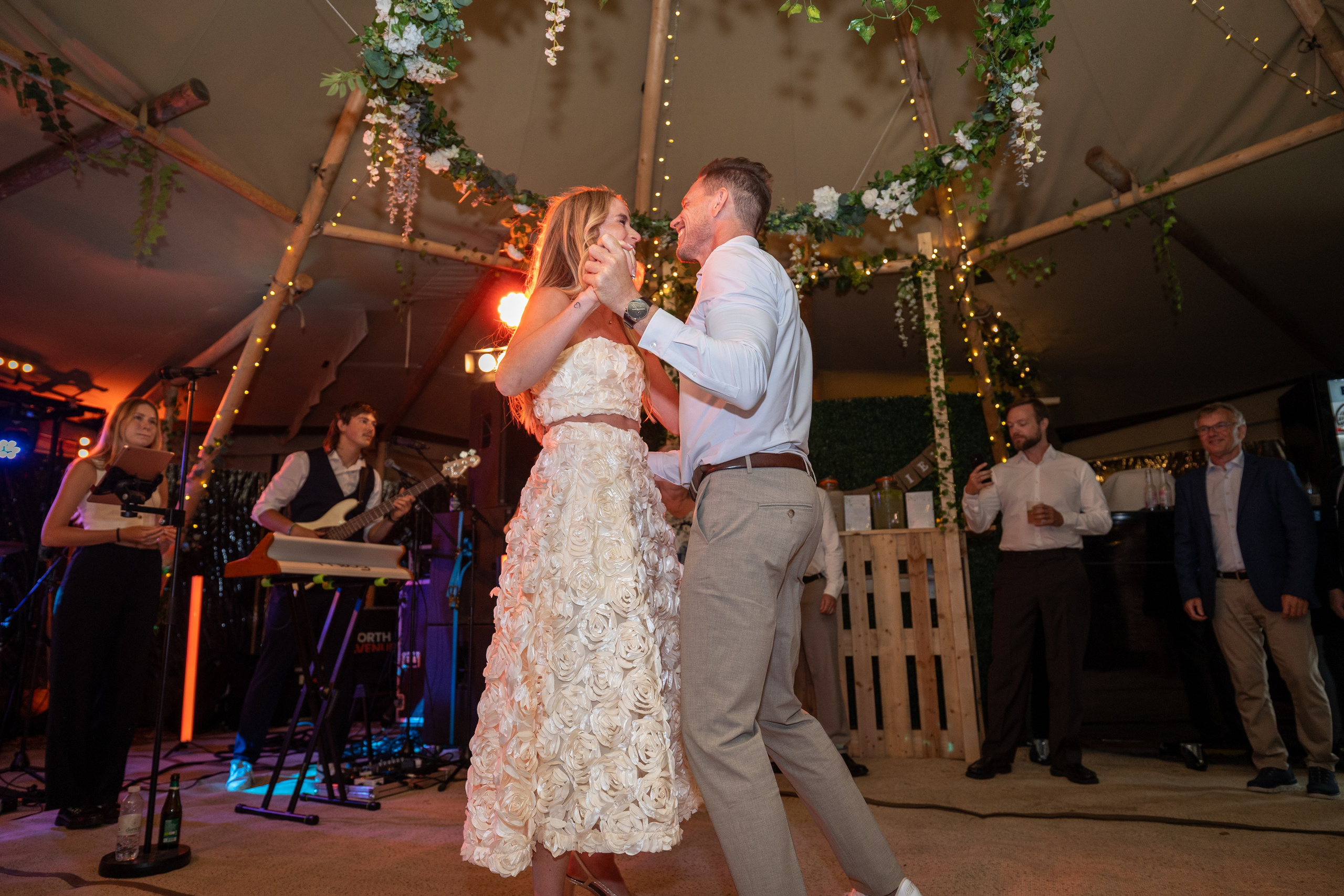 Bryllupsfotograf & Fotograf i Herning | MediaPro