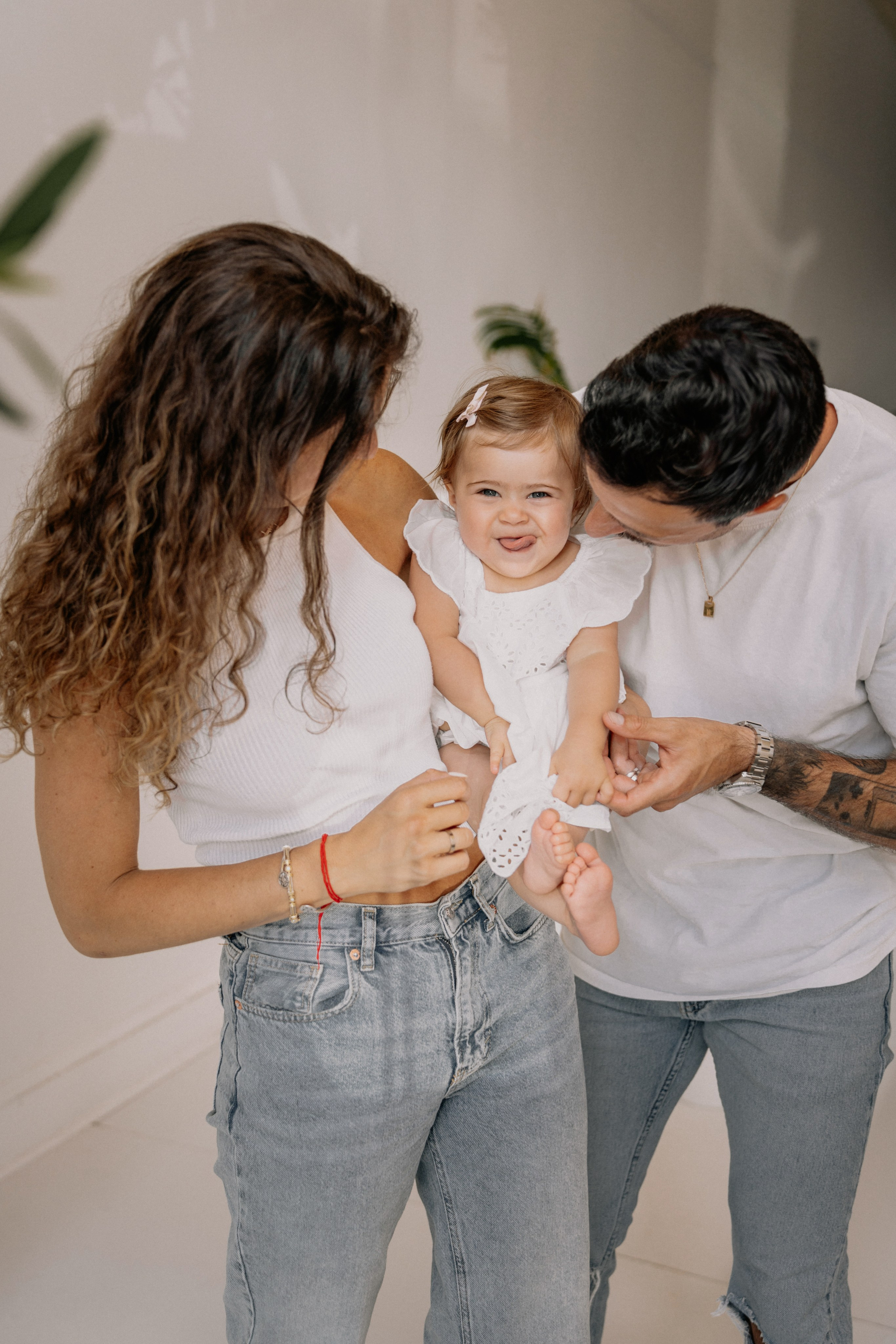 Maryanna, Bill, Mila. 1st year in studio. Wedding and family photographer and videographer PA, NJ, NY, DE, MD