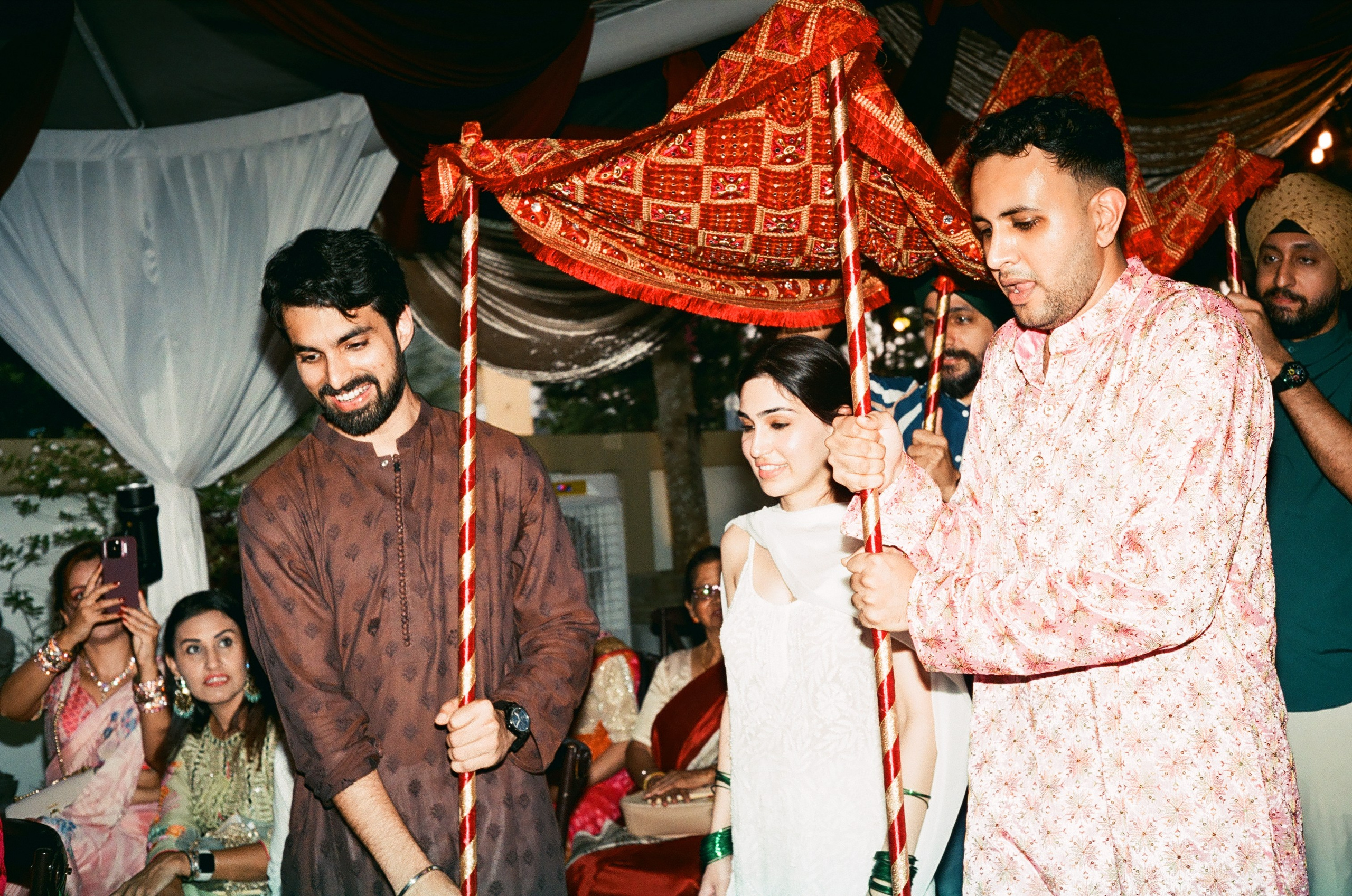 HAPRIT & DILRAJ. Visualdiaries photography