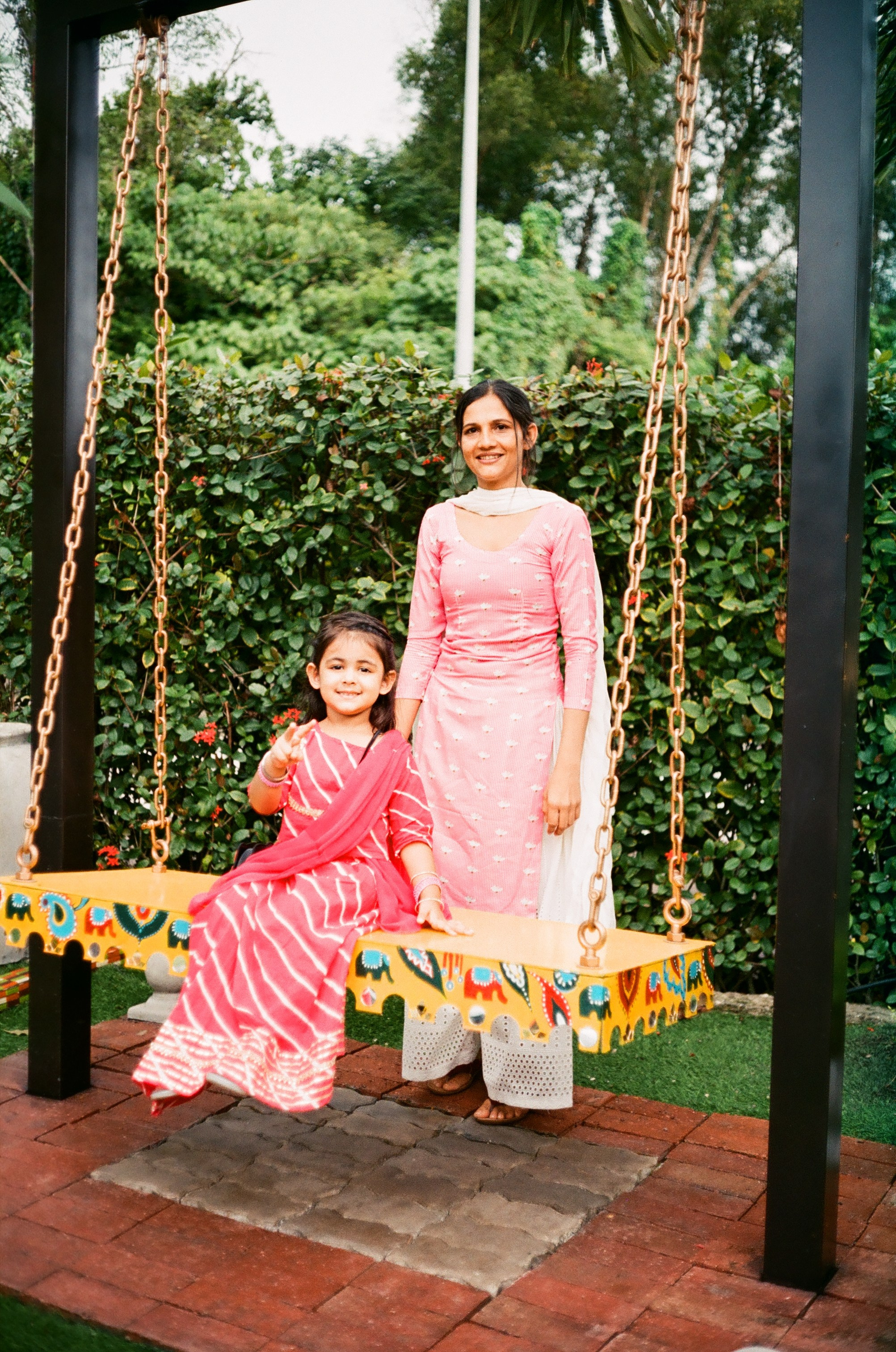 HAPRIT & DILRAJ. Visualdiaries photography