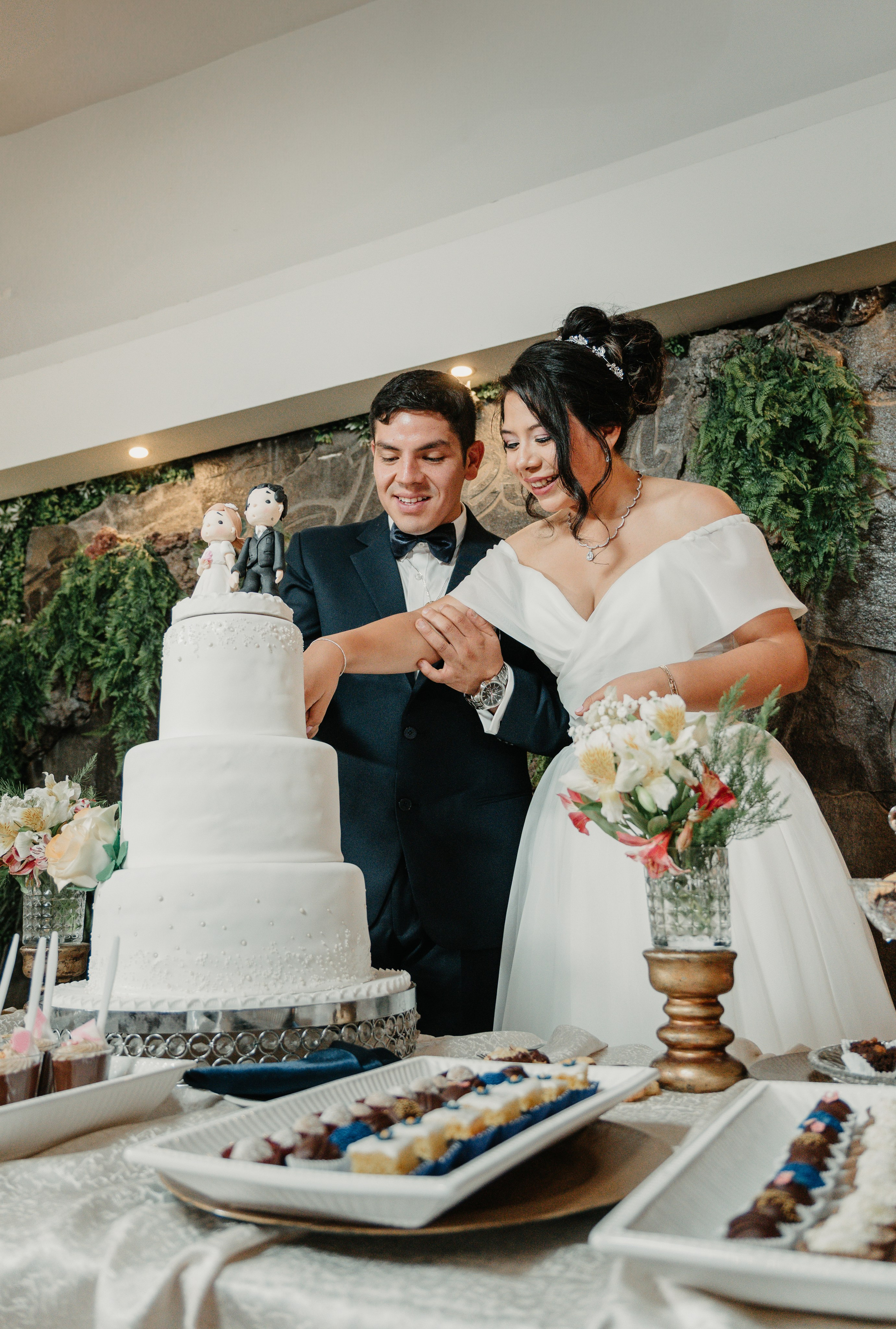 ALEJANDRA + RODRIGO BODA RELIGIOSA. Studio KVTA | Fotografía y Video de Bodas en Arequipa