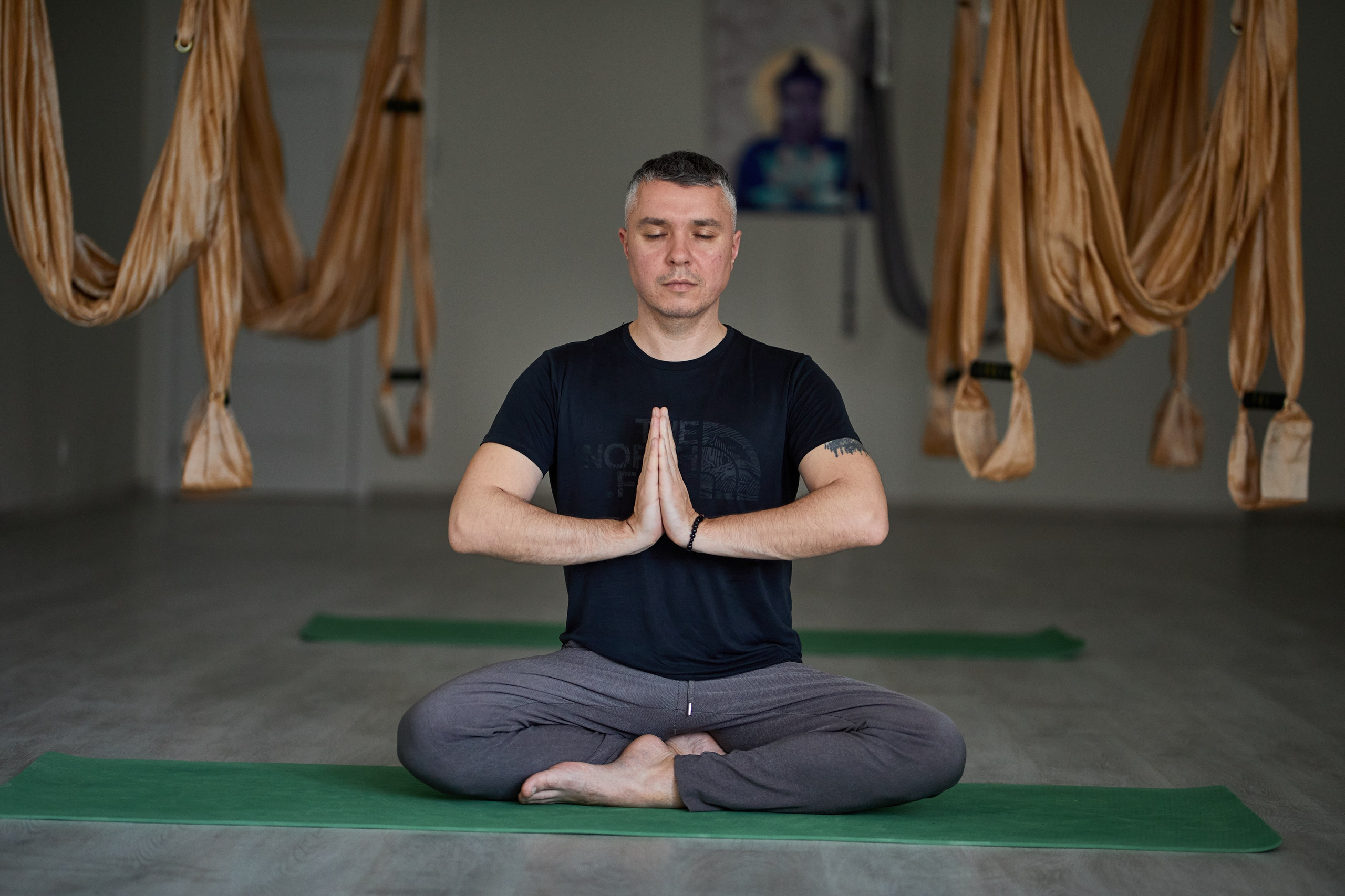 Практика в Yoga Shahi Center. Photographer in Baku Kamran Enceladus