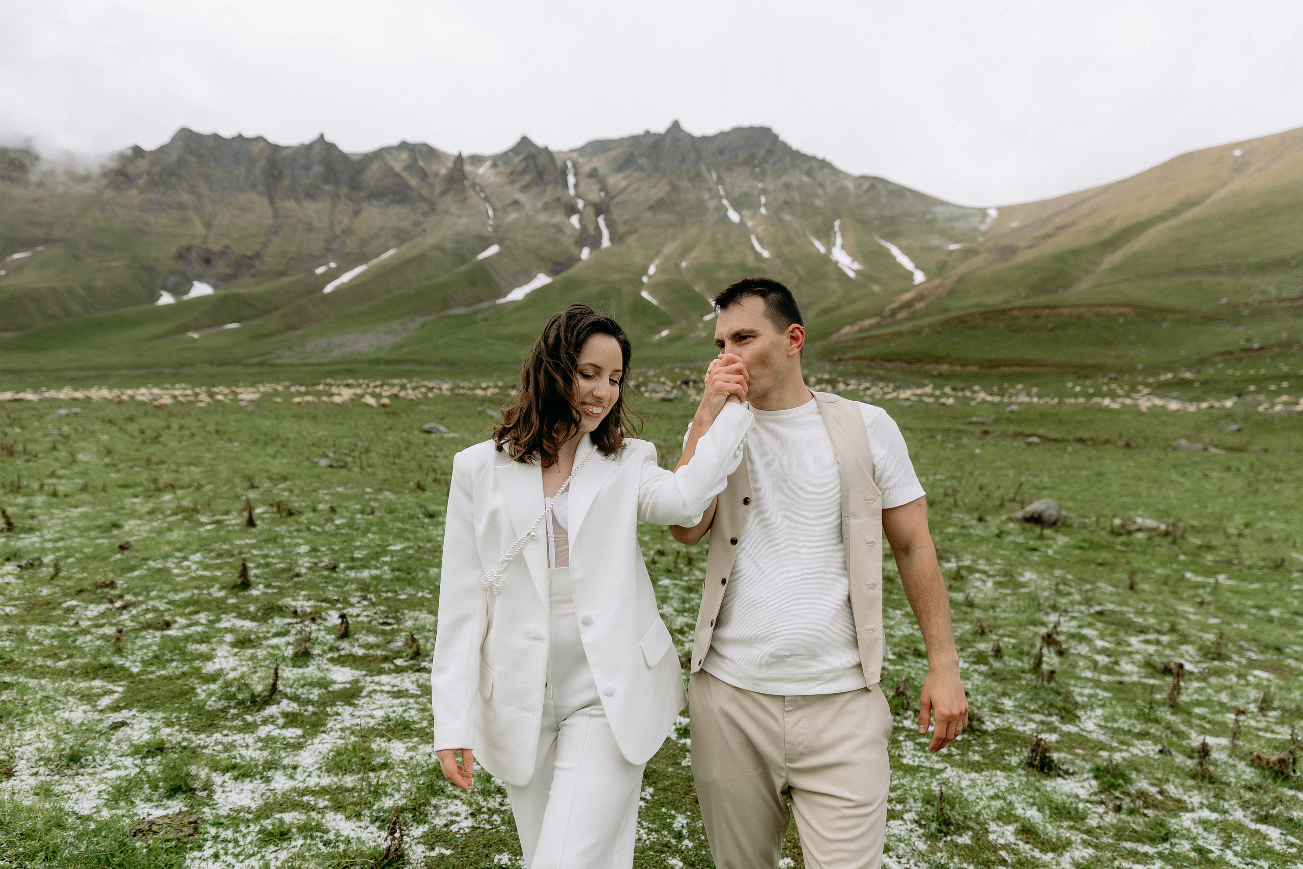Gudauri (2,5 hours from Tbilisi)/Гудаури (2,5 часа от Тбилиси). Photographer Anna Nazarenko