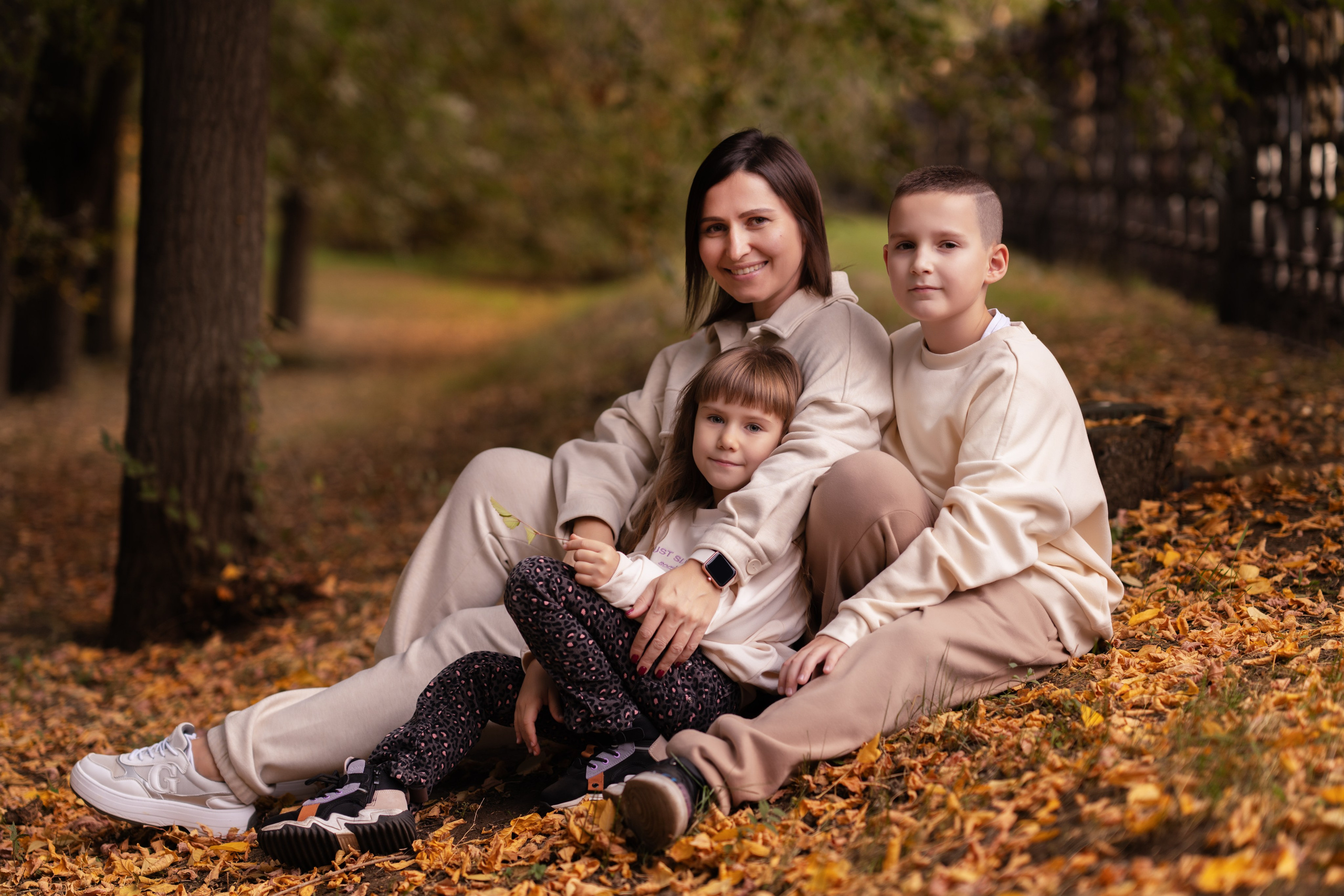 Анастасия и детки. Фотограф Костанай