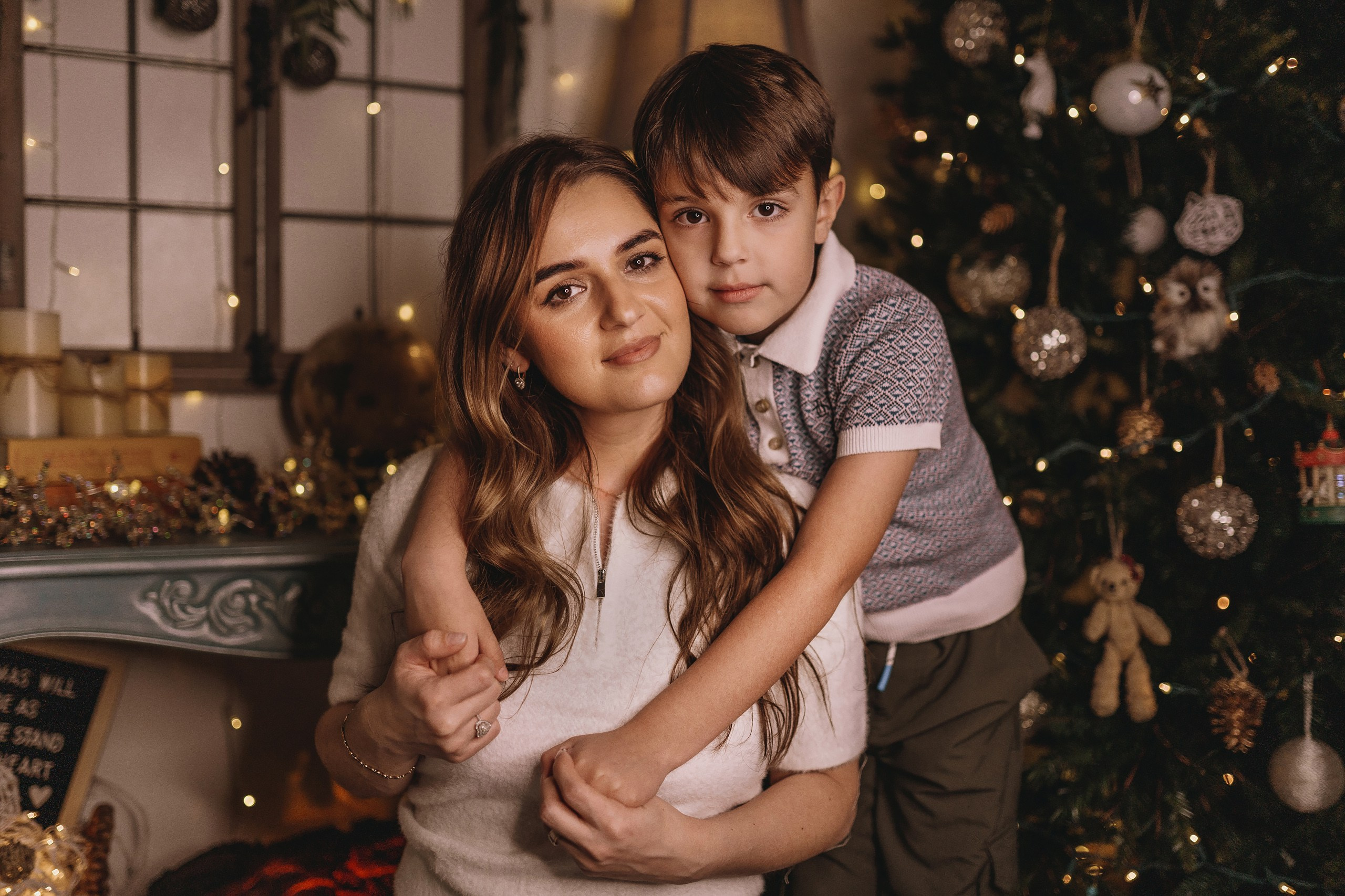 11.28.2025 Christmas Photoshoot. Wedding family event photographer in Chicago Nick Yushevich