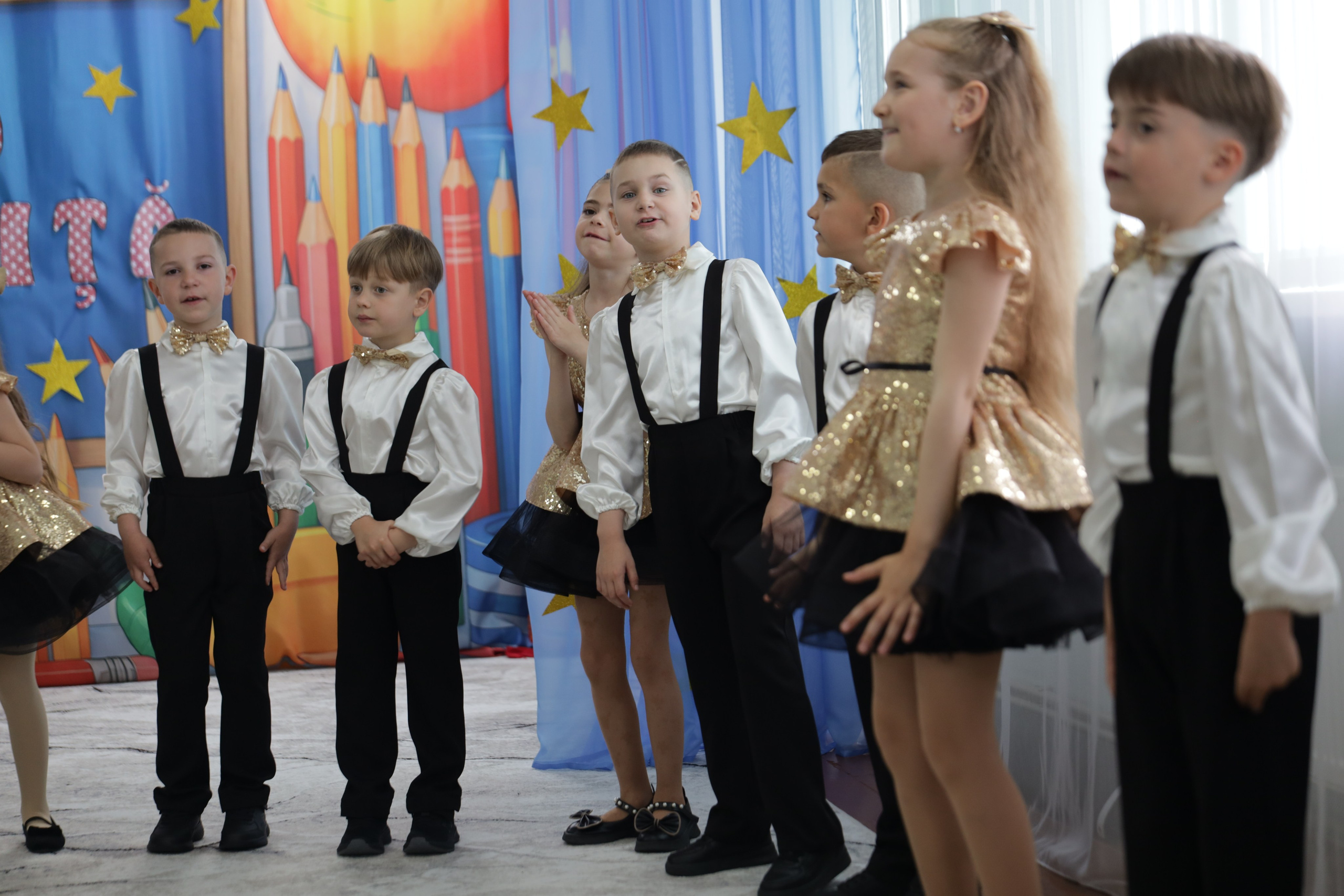 O filă de copilărie.... Alika Dia- Fotograf în Republica Moldova, Strășeni