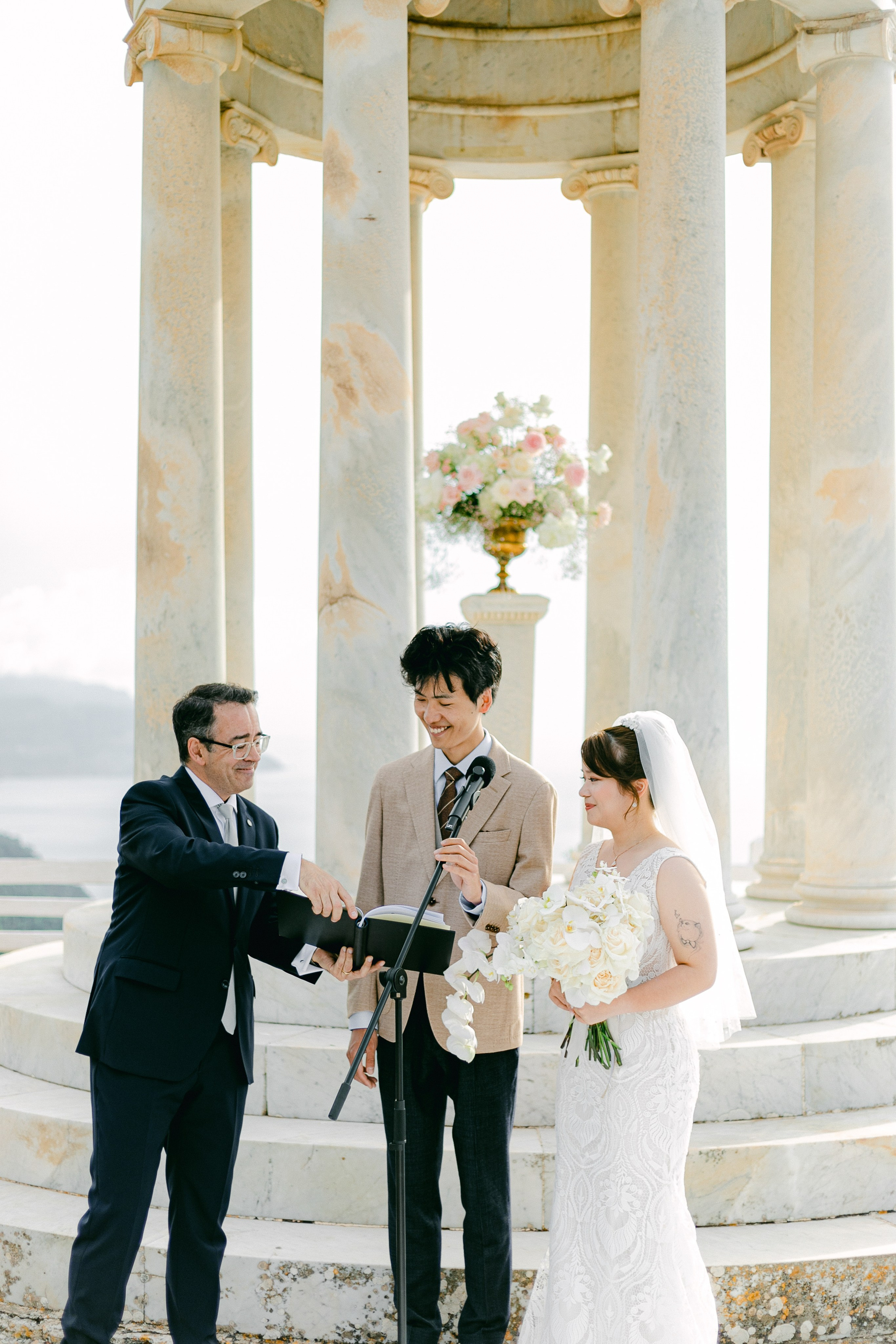 Chenyi & Tiangseng. Wedding Celebrant in Mallorca Iban Collin