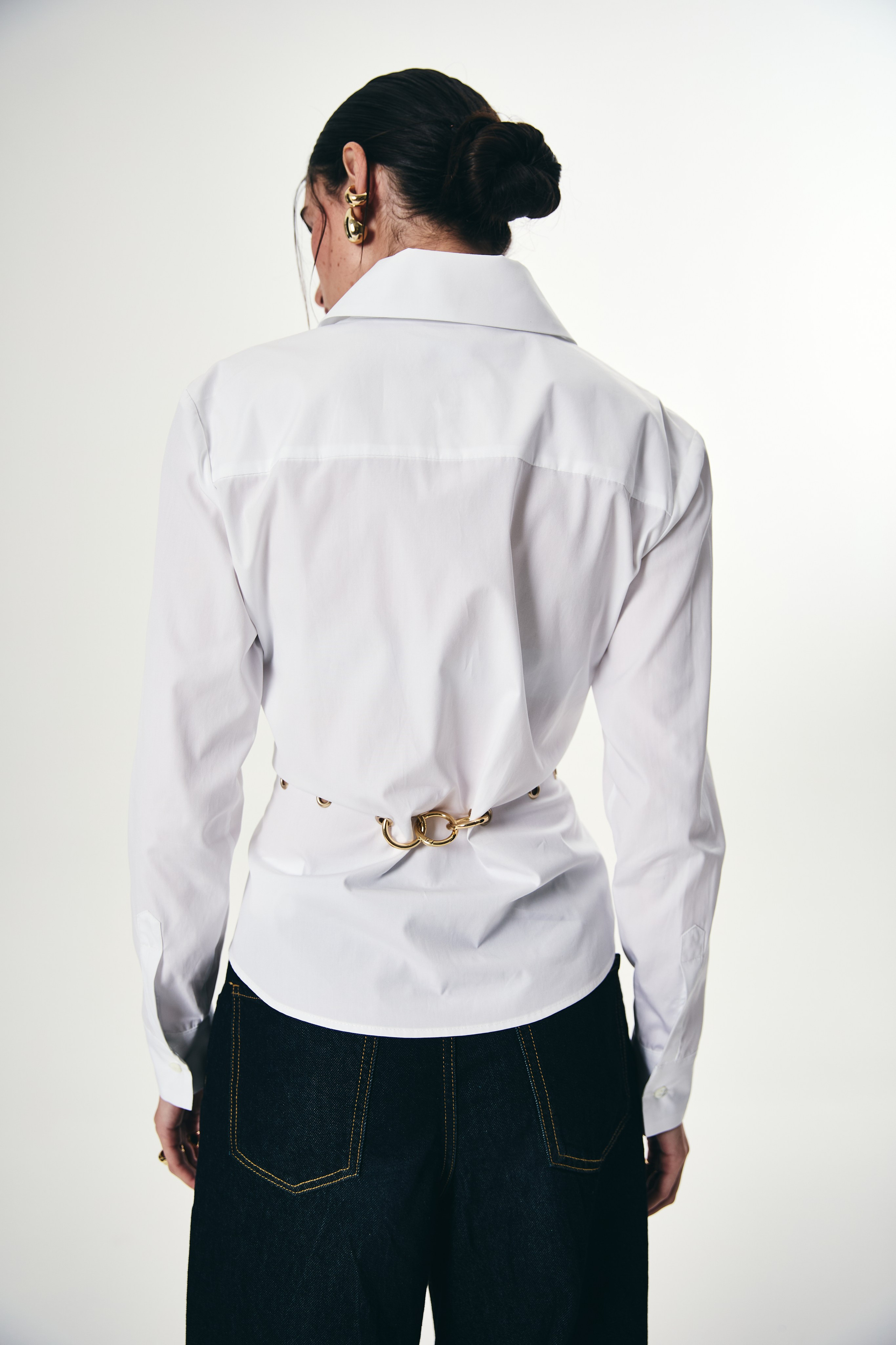 Photoshoot for a clothing brand. Annakupryianets.wfolio.pro