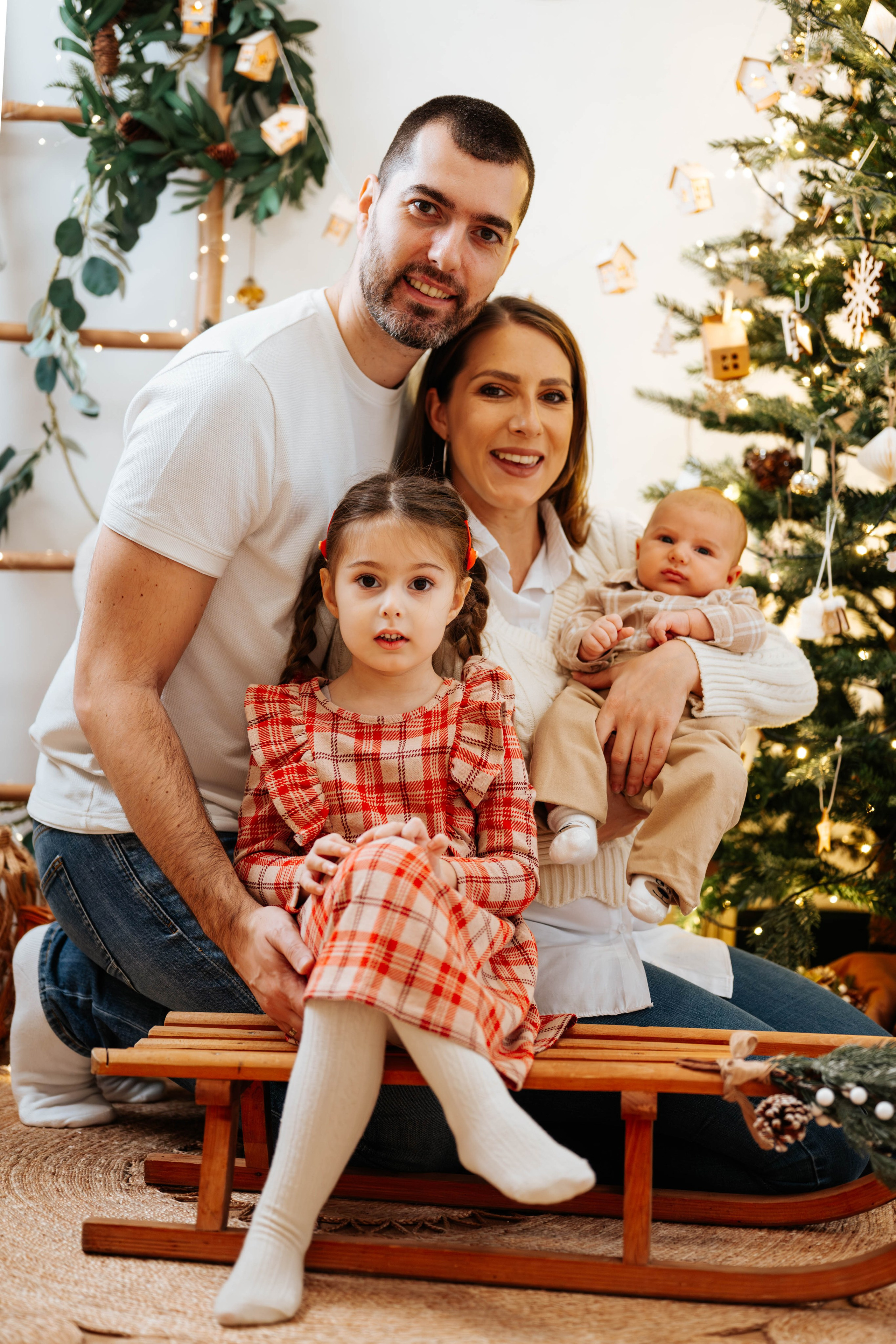 Radosavljevići - novogodišnje fotografisanje. Dečiji i porodični fotograf