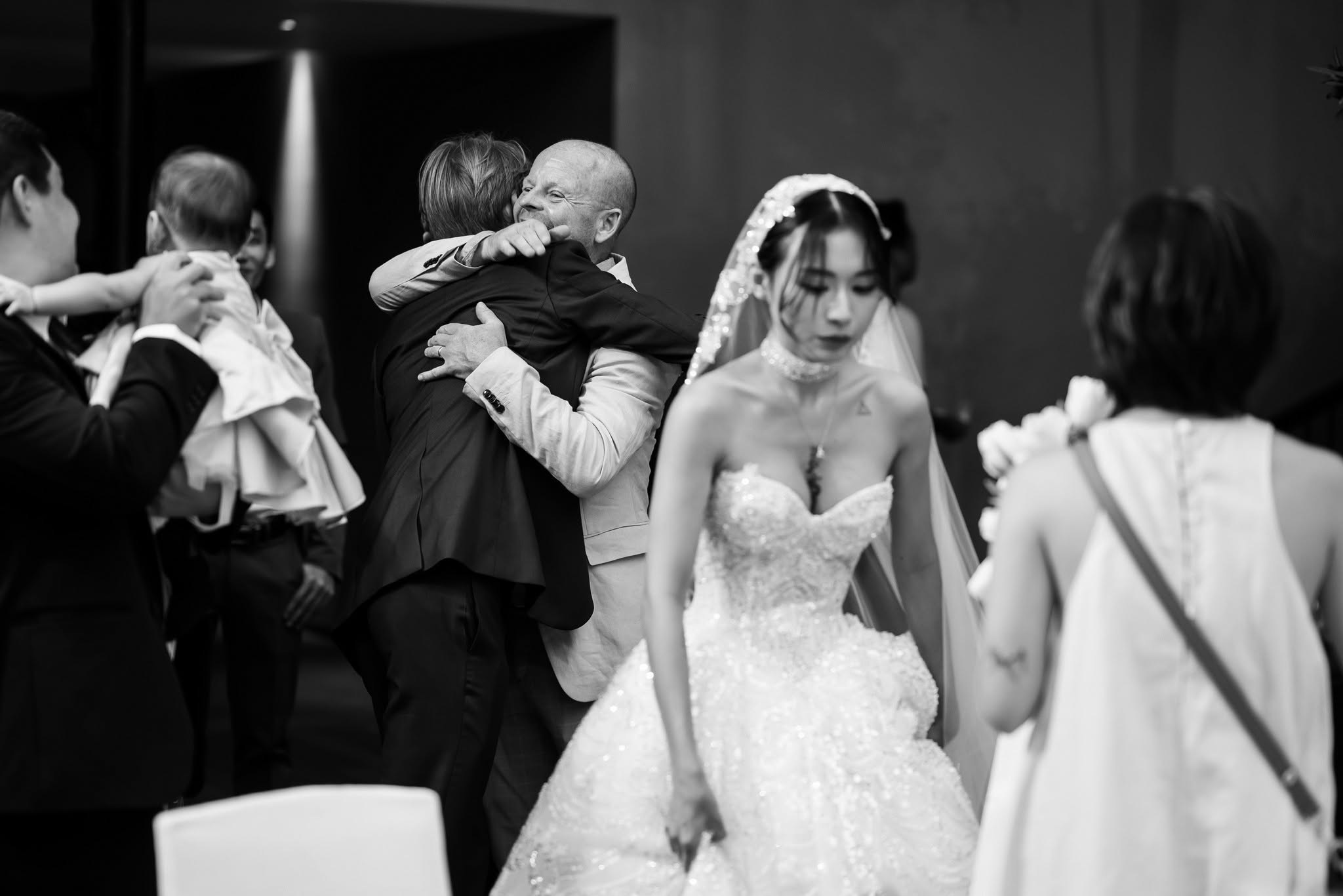 𝐊𝐞𝐥𝐥𝐢𝐞 & 𝐍𝐢𝐤𝐥𝐚𝐬 / Destination Wedding. Saigon Wedding Present | Art Beyond Moments
