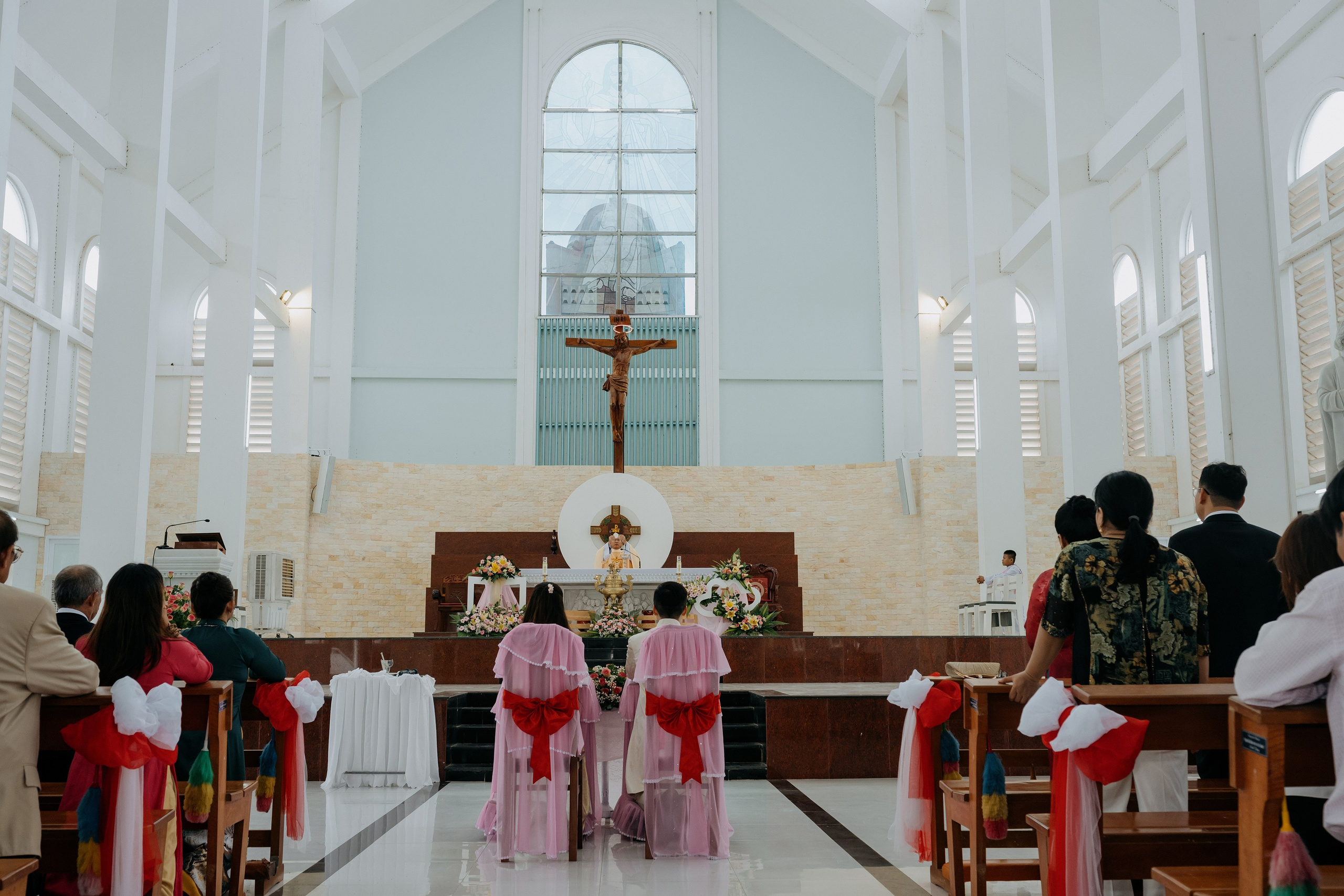 Church Wedding / TRANG & TUONG. Saigon Wedding Present | Art Beyond Moments