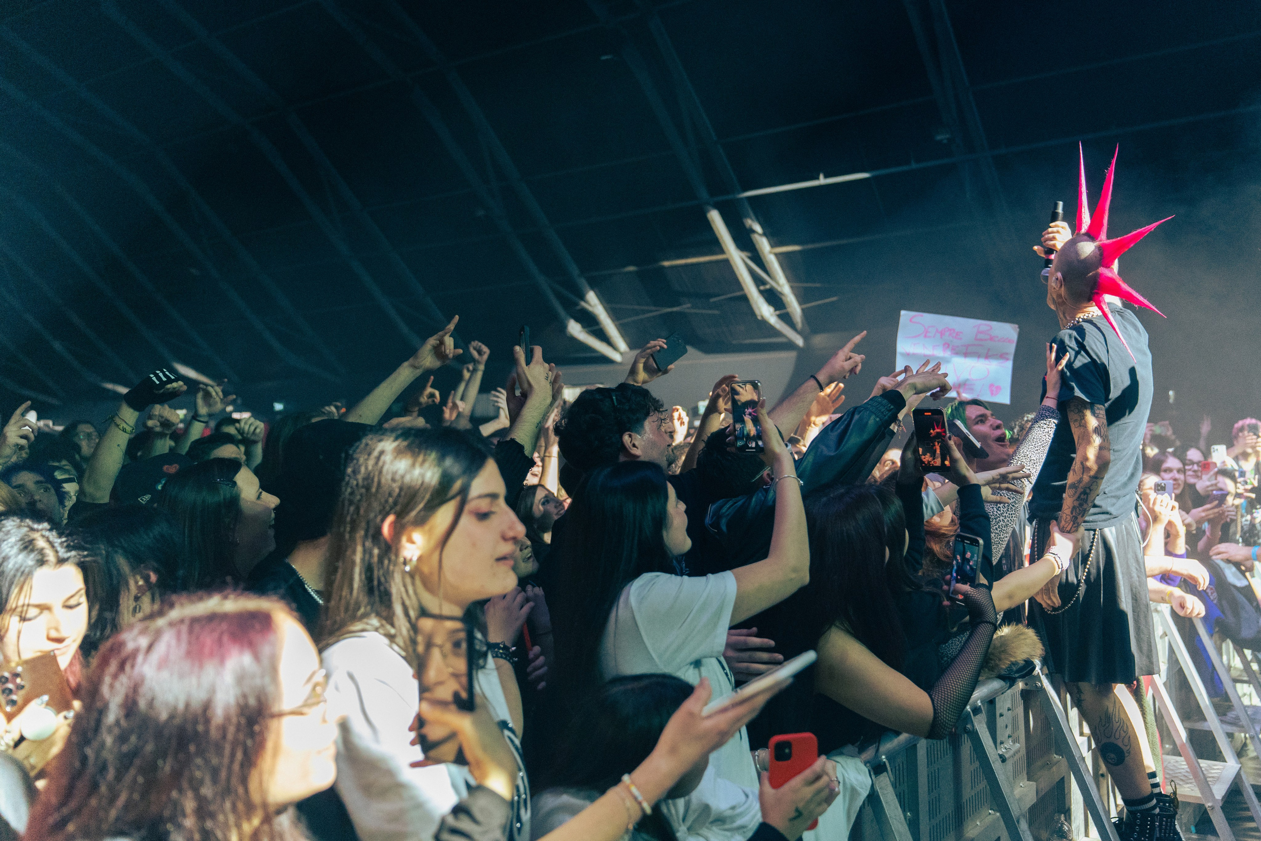 LA SAD // PADOVA. Francesco Mion // Sport & Live Music Photographer
