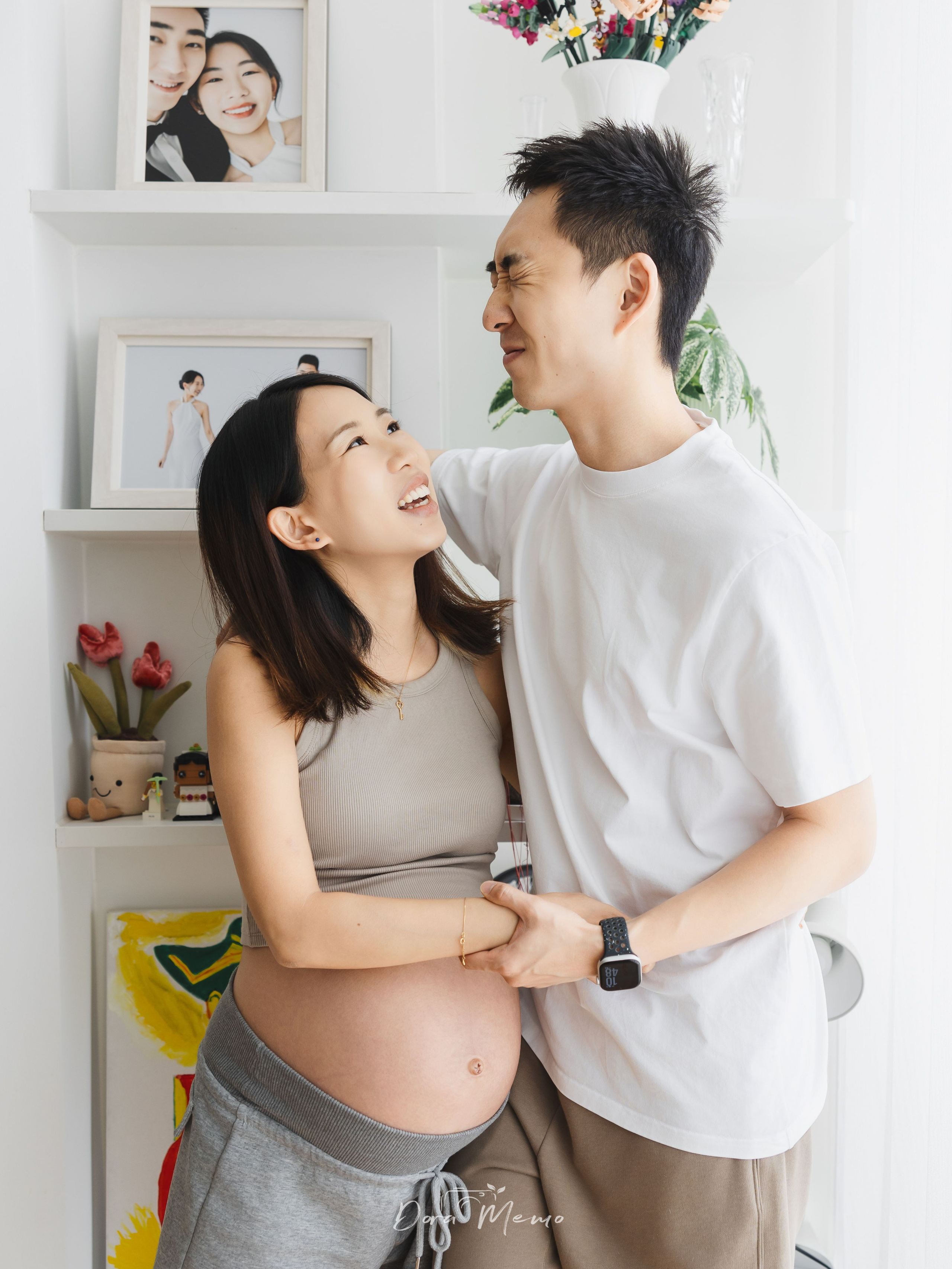 At-Home Maternity Session | Shanghai Family Photographer