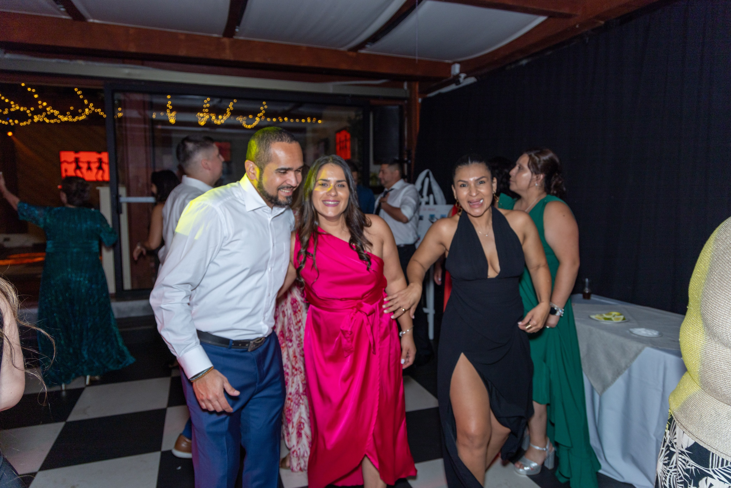 Katherin y Daniel. Dinka & Emilio - El arte de preservar lo que no se repite