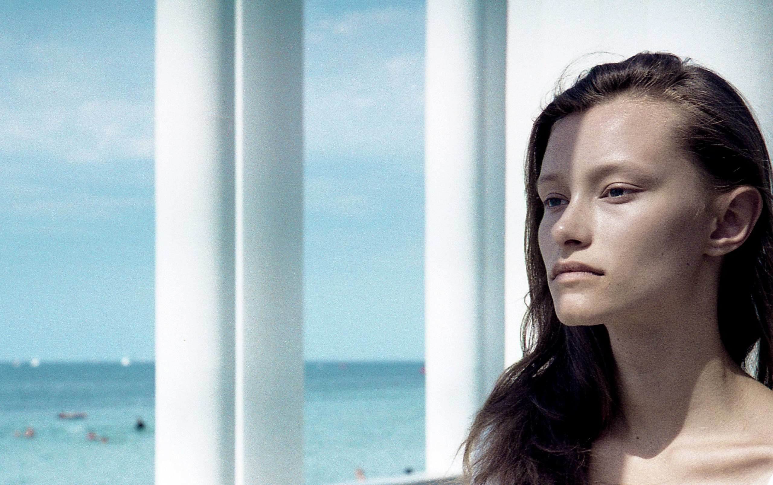 Personal | Digital & Film. Personal and fashion photography for brands and modeling agencies. Warsaw, Europe. Yaroslav Storchak