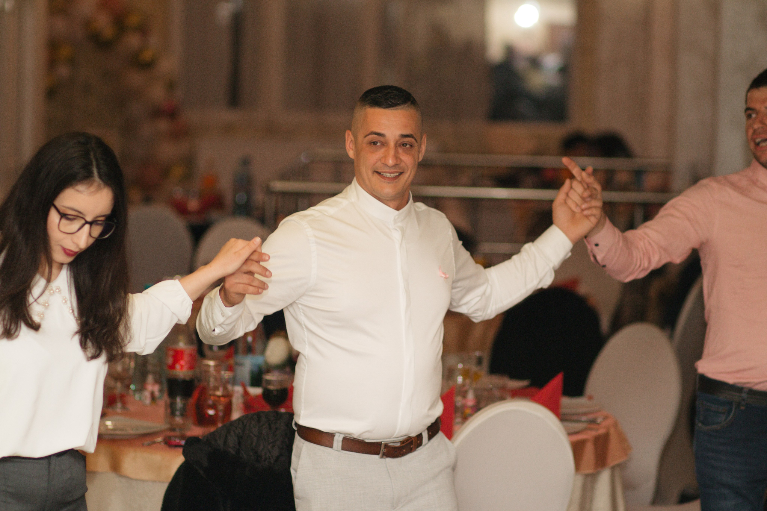 Iris. Fotograf si videograf — evenimente si studio