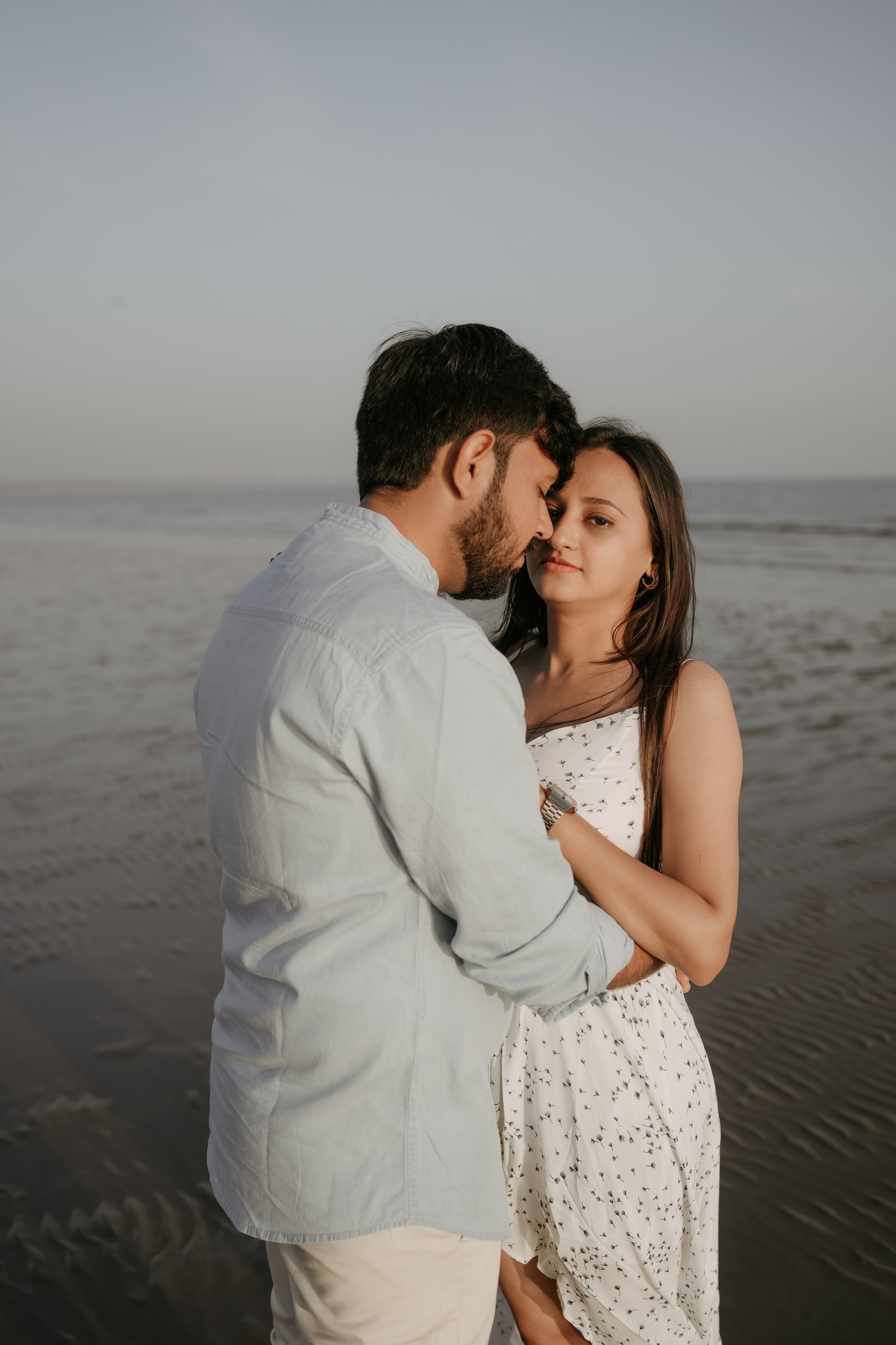 COUPLE SESSIONS. Love Emotions Weddings
