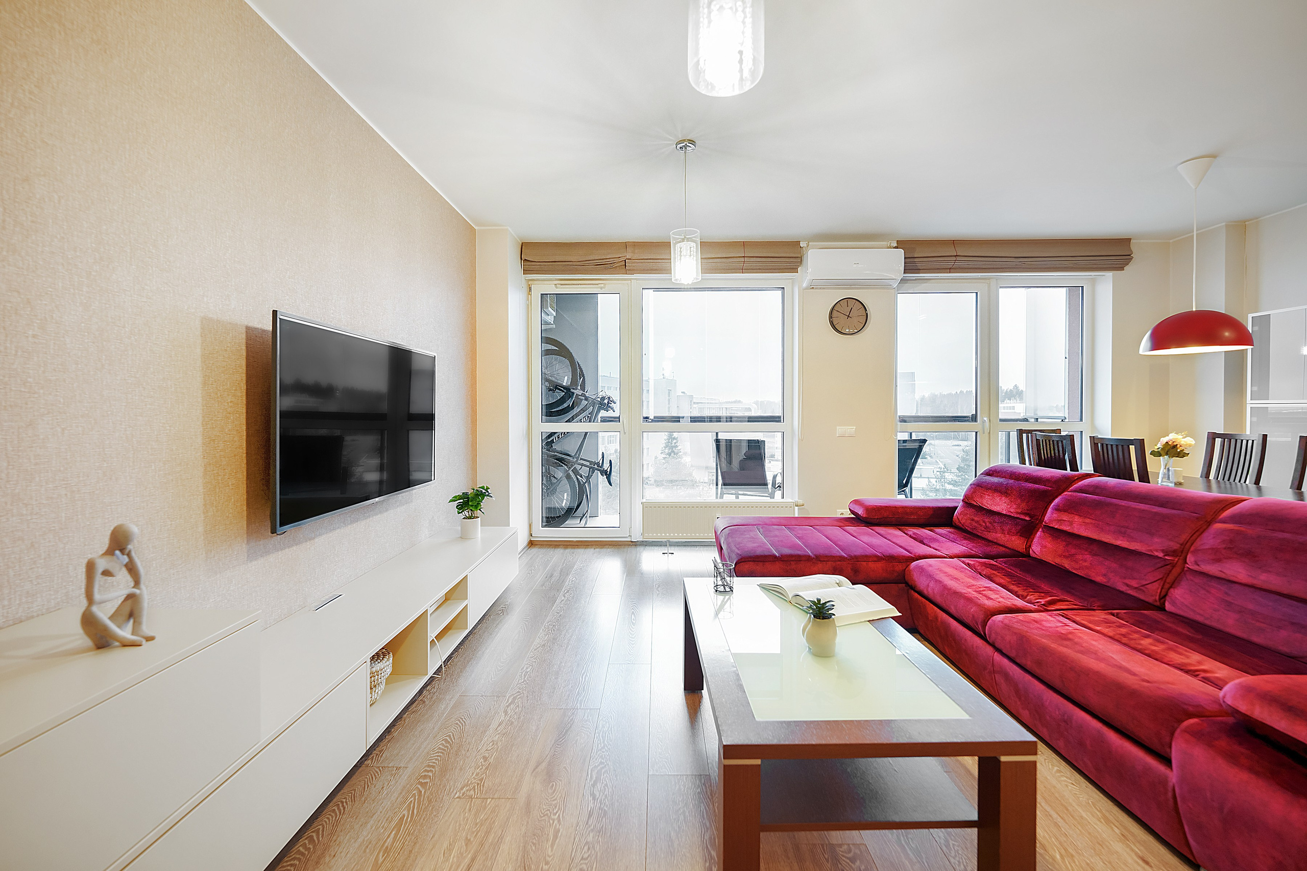 Bajorų kelias 1. Elina Sapiega fotografė Vilniuje