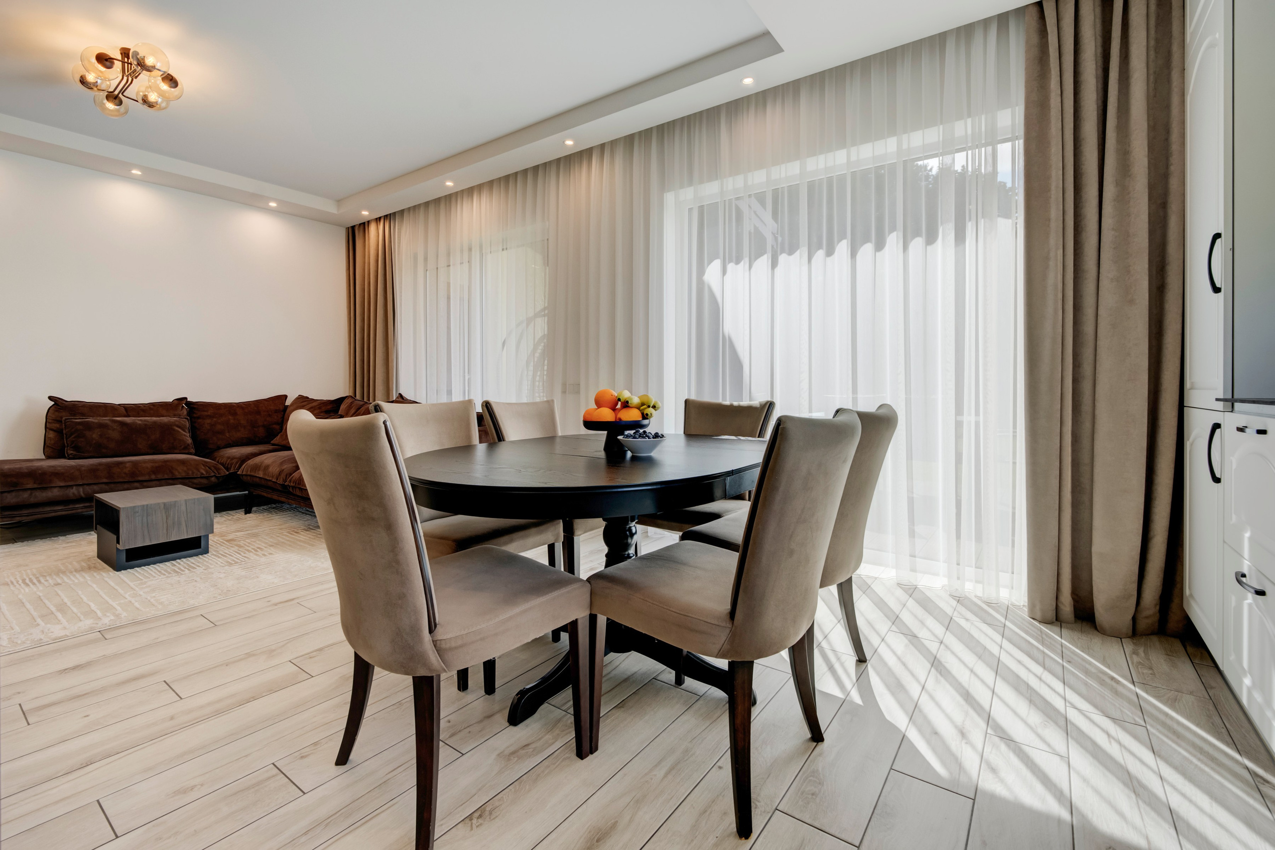 Č. Milošo g. Zujūnai, Vilnius. Elina Sapiega fotografė Vilniuje