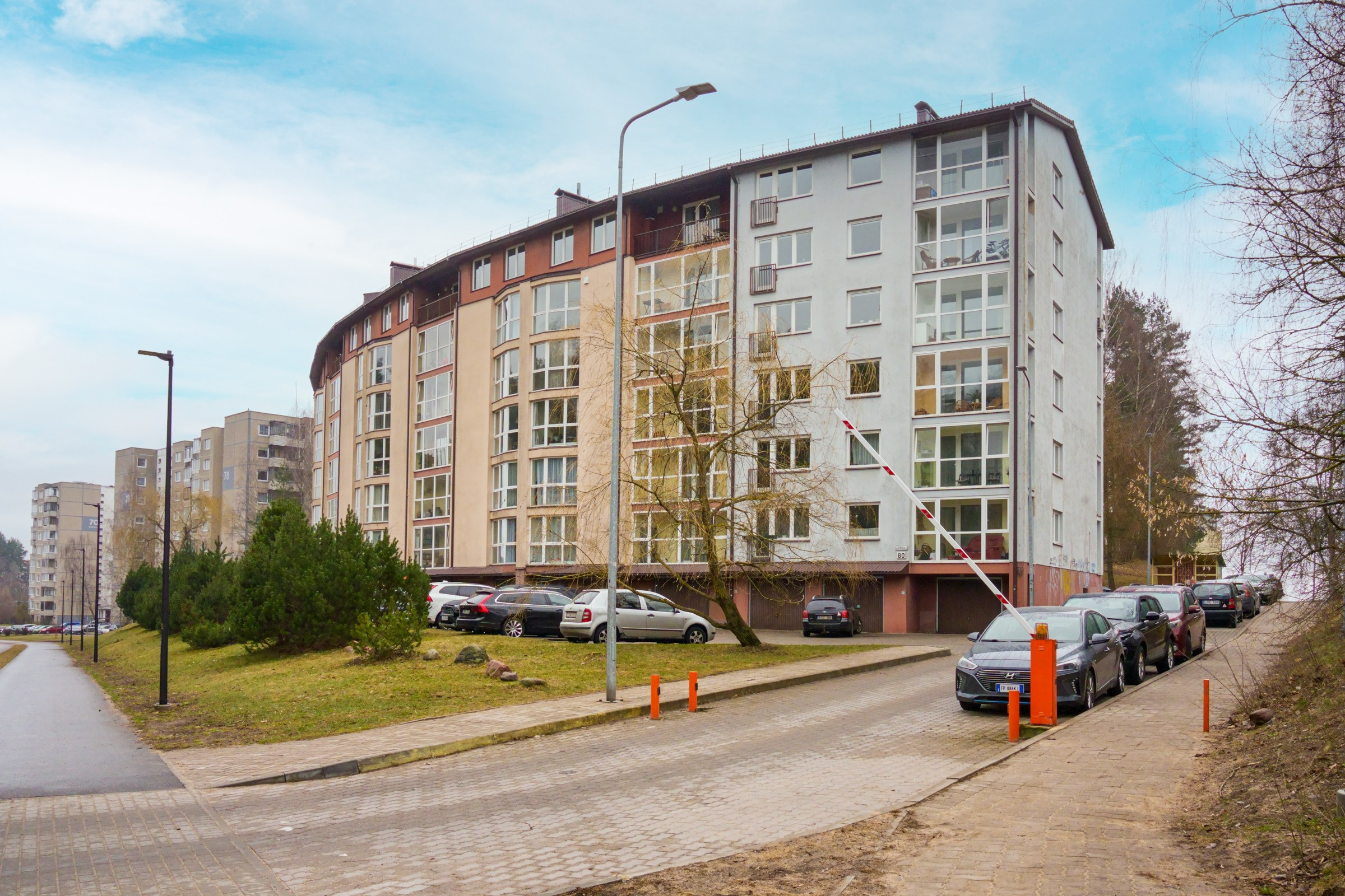 2--jų kambarių butas L. Gyros 80, Vilnius. Elina Sapiega fotografė Vilniuje