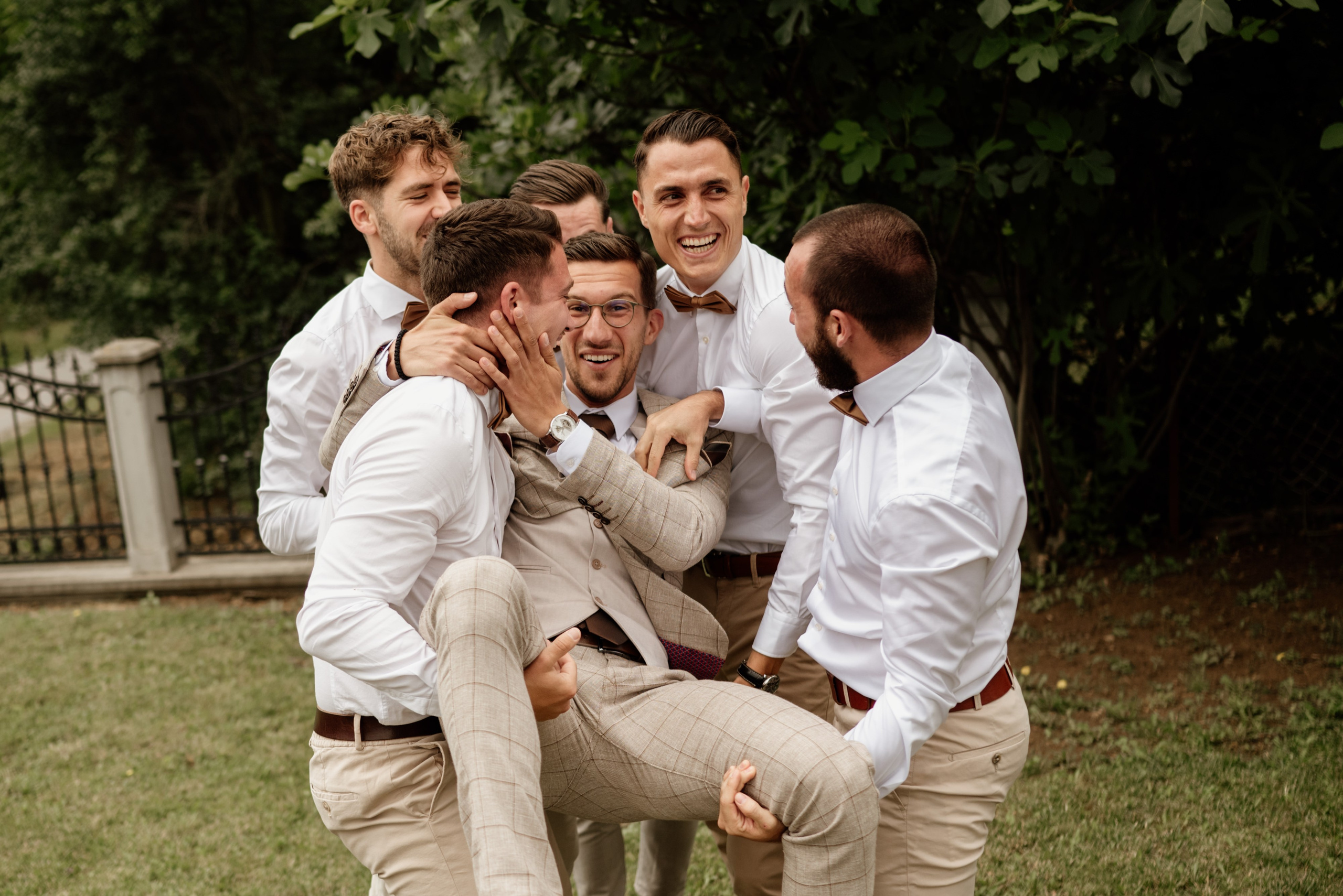 Magelie i Danijel. Wedding, family and destination photographer. Based in Serbia, available for the whole world