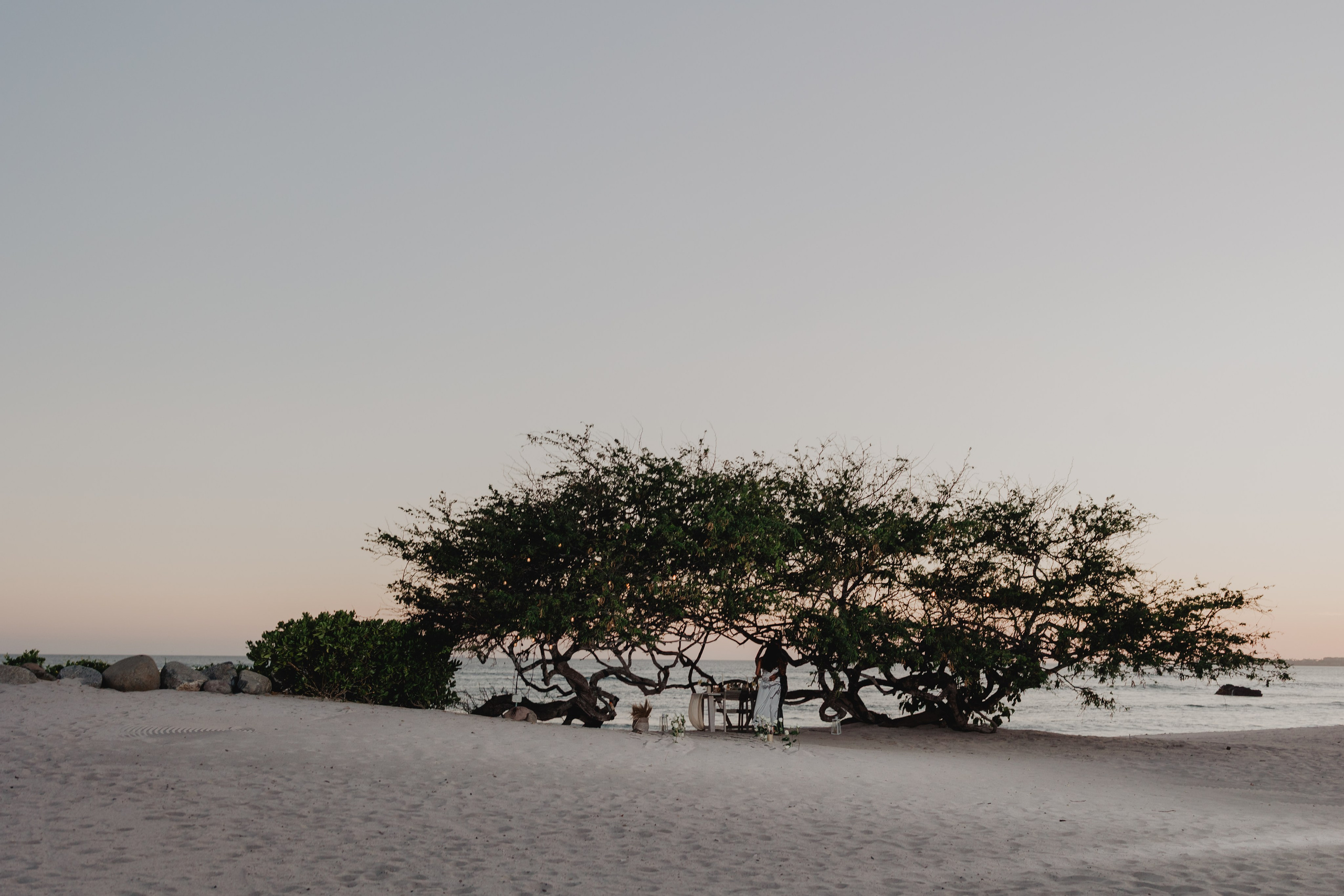 Punta Mita Engagement Session: Love Framed by the Pacific