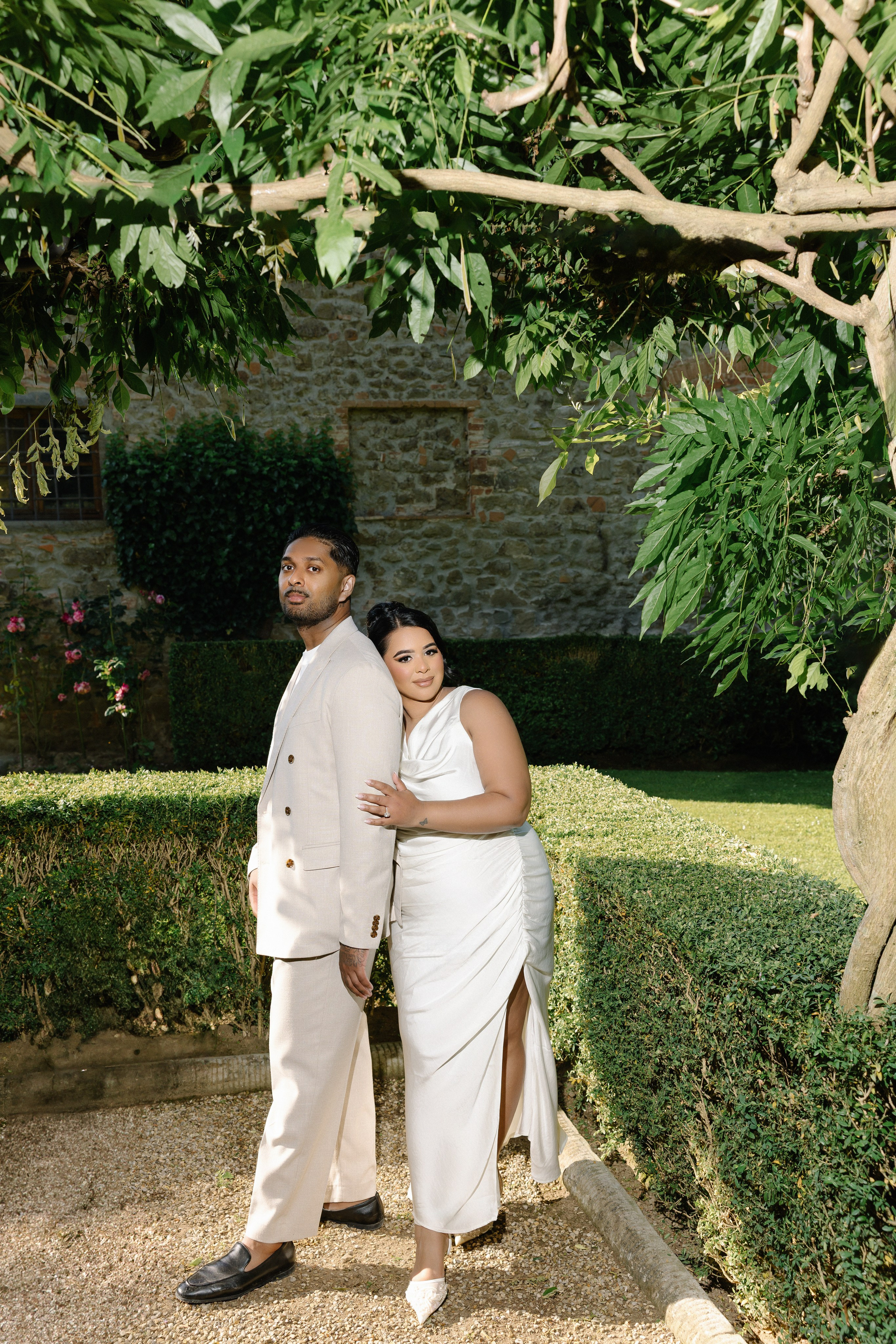 Pre-wedding in Tuscany. Wedding photographer Italy