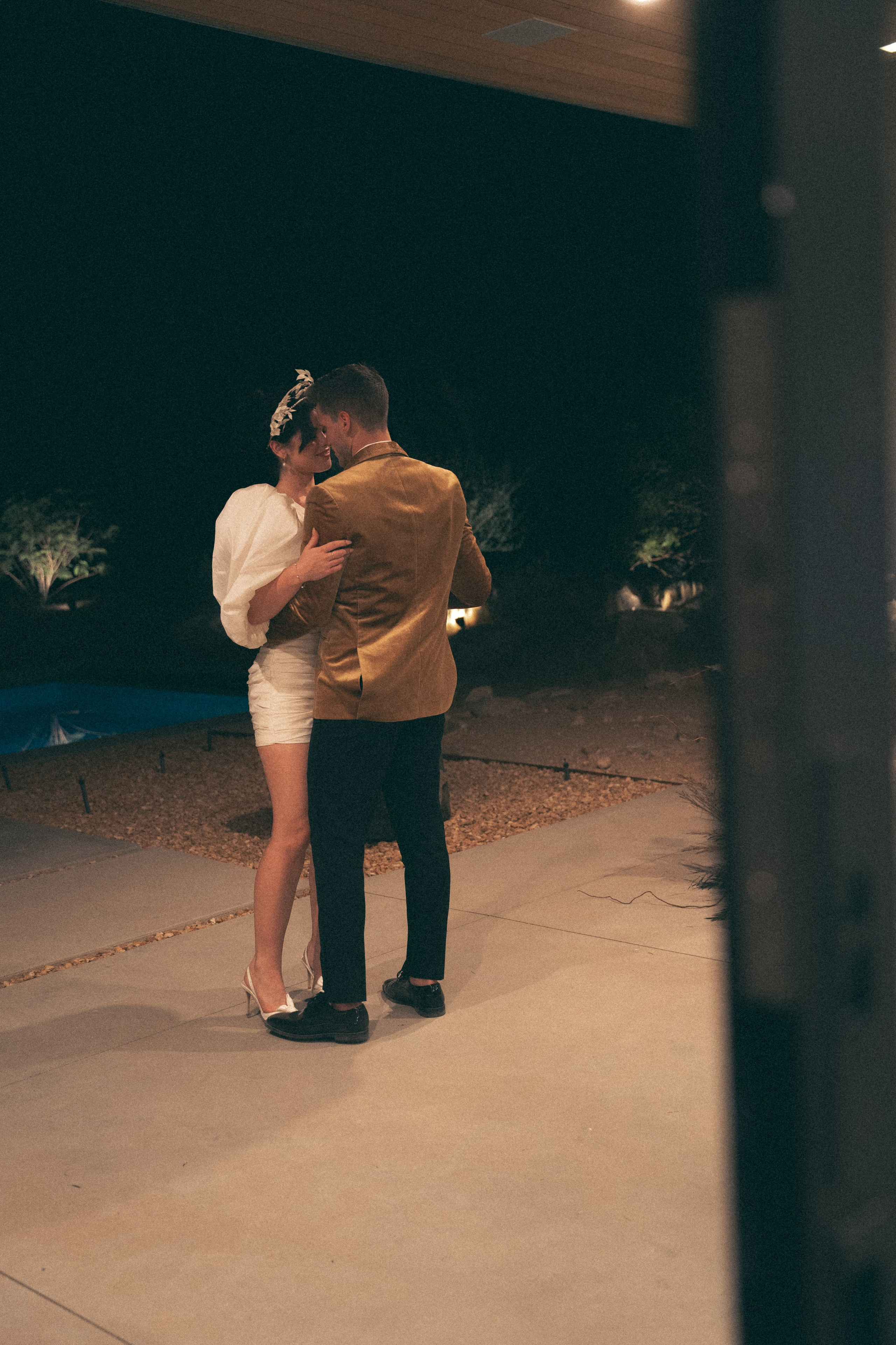 Joshua Tree wedding. Joshua tree elopement. Wedding for 2. Wedding photographer Joshua Tree. Elopement photographer in Joshua Tree. Couples photographer in Joshua Tree. Elopement in Joshua Tree