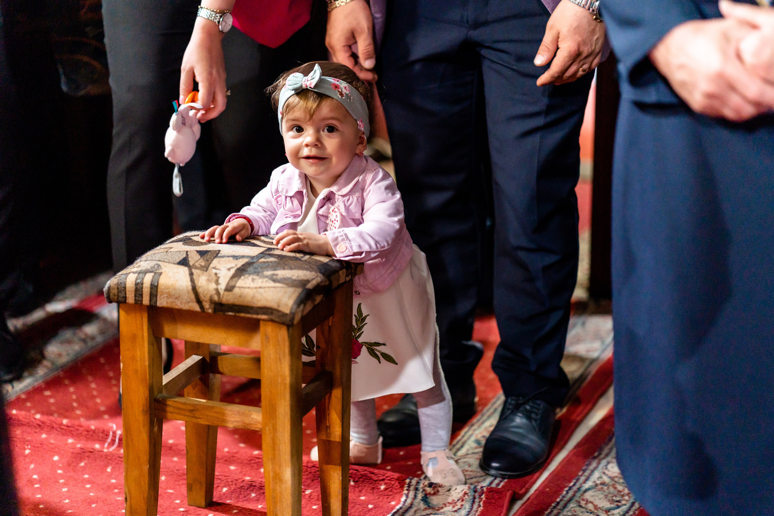 “Bebeluș botezat în biserică, ținut în brațe de nași”	•	“Detaliu cu lumânarea de botez decorată cu flori albe”	•	“Părinți emoționați alături de copilul lor la ceremonia de botez”	•	“Masa festivă de botez cu decor tematic și tort personalizat”	•	“Momentul în care preotul toarnă apă sfințită pe fruntea bebelușului”	“Bebeluș în rochie albă de botez, zâmbind în brațele mamei”	•	“Detaliu cu cruciulița de botez așezată pe o pernă de satin”	•	“Părinți și nași aprinzând lumânările în timpul ceremoniei de botez”	•	“Tort de botez decorat cu figurine tematice și numele copilului”	•	“Copil botezat dormind liniștit în pătuțul decorat festiv”	•	“Momentul în care preotul binecuvântează copilul în fața altarului”	•	“Invitați adunându-se în jurul mesei festive la petrecerea de botez”	•	“Bebeluș ținând în mână o jucărie personalizată primită la botez”	•	“Familie fericită pozând împreună după ceremonia de botez”	•	“Decor tematic cu baloane și flori la locația petrecerii de botez” fotograf Botoșani fotograf evenimente fotograf botez Alin Chirila fotograf alinofotostudio,- Preotul ținându-l pe micuțul Mathias Gabriel la botez, în biserica Înălțarea Domnului, Copălău  - Detalii de la botezul lui Mathias – lumânare, trusou și icoană  - Familia lui Mathias Gabriel alături de micuț, în ziua botezului  - Portret emoționant cu mama și bebelușul în brațe, în biserică,fotograf profesionist evenimente Botoșani, Iași, Suceava, Fălticeni, Bacău, Pașcani, Roman - AlinoFotoStudio by Alin Chirilă - servicii foto nuntă, botez, cununie, ședințe foto creative, albume personalizate, fotografii emoționante și calitative pentru cele mai importante momente din viață,fotograf nuntă Botoșani Alin Chirilă,  ședință foto botez Iași - AlinoFotoStudio,  servicii fotograf profesionist evenimente Suceava,  fotograf cununie civilă Fălticeni - Alin Chirilă,  album foto nuntă personalizat Bacău.“Bebeluș botezat în biserică, ținut în brațe de nași”	•	“Detaliu cu lumânarea de botez decorată cu flori albe”	•	“Părinți emoționați alături de copilul lor la ceremonia de botez”	•	“Masa festivă de botez cu decor tematic și tort personalizat”	•	“Momentul în care preotul toarnă apă sfințită pe fruntea bebelușului”	“Bebeluș în rochie albă de botez, zâmbind în brațele mamei”	•	“Detaliu cu cruciulița de botez așezată pe o pernă de satin”	•	“Părinți și nași aprinzând lumânările în timpul ceremoniei de botez”	•	“Tort de botez decorat cu figurine tematice și numele copilului”	•	“Copil botezat dormind liniștit în pătuțul decorat festiv”	•	“Momentul în care preotul binecuvântează copilul în fața altarului”	•	“Invitați adunându-se în jurul mesei festive la petrecerea de botez”	•	“Bebeluș ținând în mână o jucărie personalizată primită la botez”	•	“Familie fericită pozând împreună după ceremonia de botez”	•	“Decor tematic cu baloane și flori la locația petrecerii de botez” fotograf Botoșani fotograf evenimente fotograf botez Alin Chirila fotograf alinofotostudio.fotograf botez Amelis Maria, fotografie botez Botoșani, fotograf Alin Chirilă, amintiri botez, fotografii botez, botez Amelis Maria, fotograf copii, fotografie botez în Botoșani,