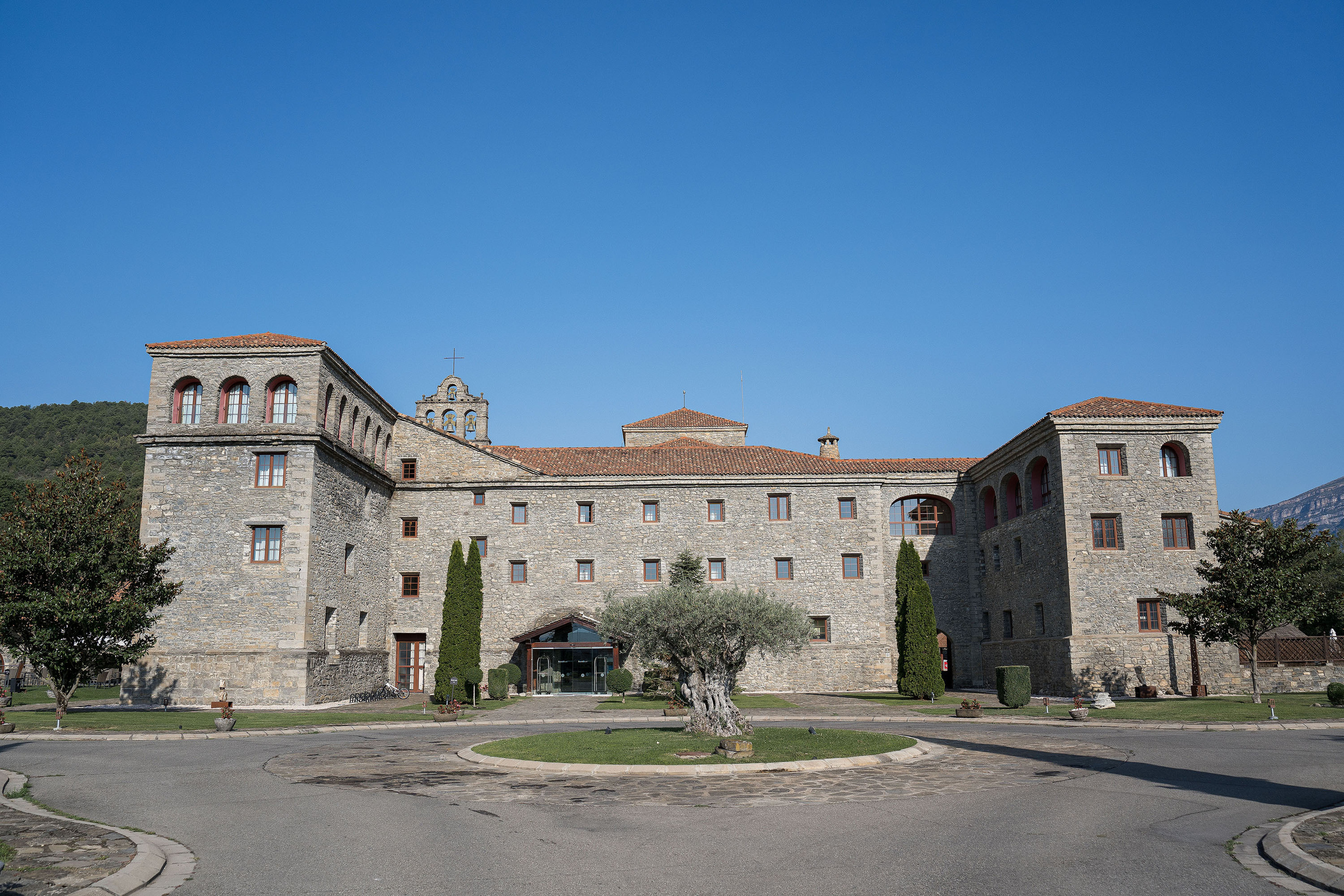 Raquel & Eduardo - Boda Barceló Monasterio de Boltaña. PIXLOVE - Fotógrafos de bodas Huesca Pirineos Zaragoza