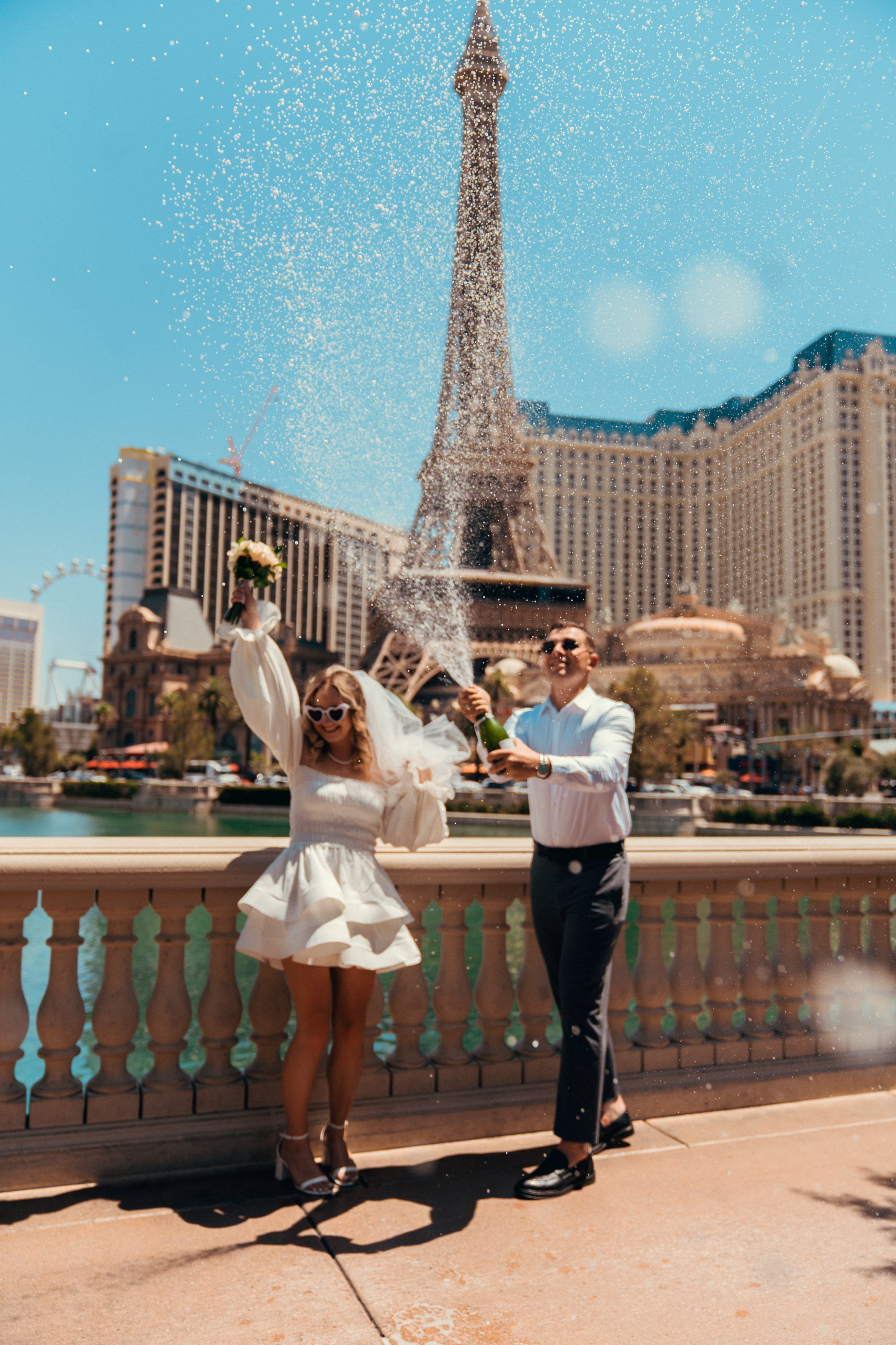 Iryna&Roman. Wedding & elopement photographer Viktoriya Kravtsov. Las Vegas