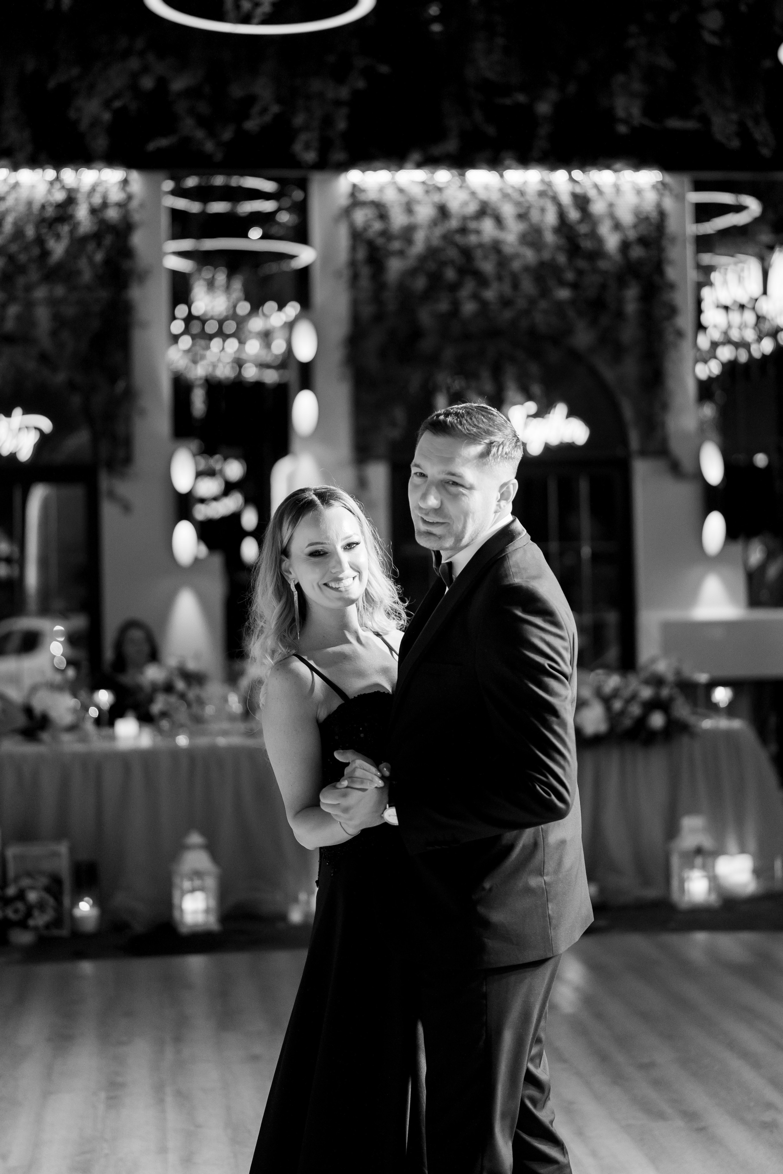 PARTY. Gabriel Florea — Fotograf nuntă București