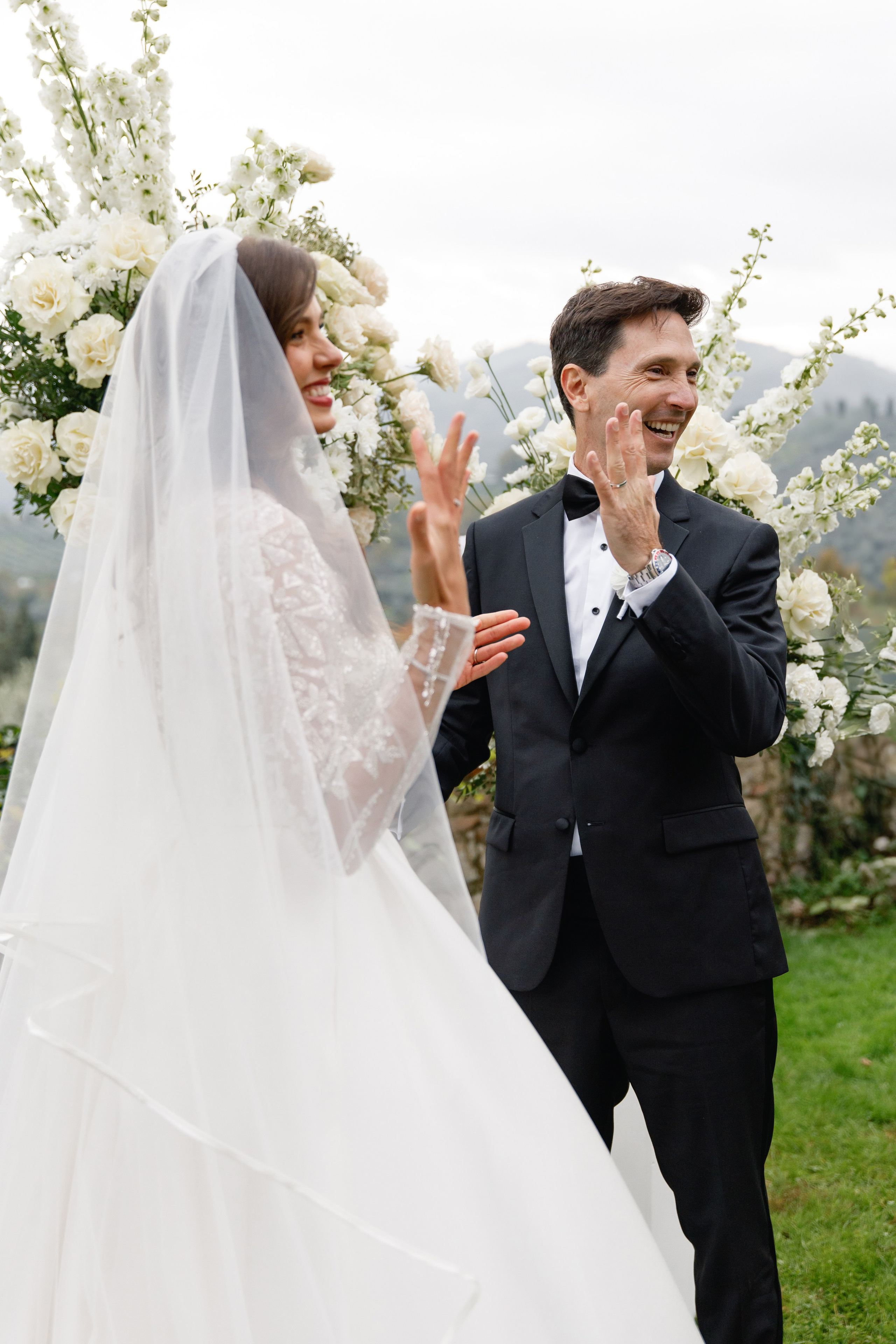 Destination wedding Photographer Italy Tuscany Rome Como Umbria. Wedding Photographer Rome Tuscany Como Sicily Puglia Amalfy Italy- Oksana Savenchuk